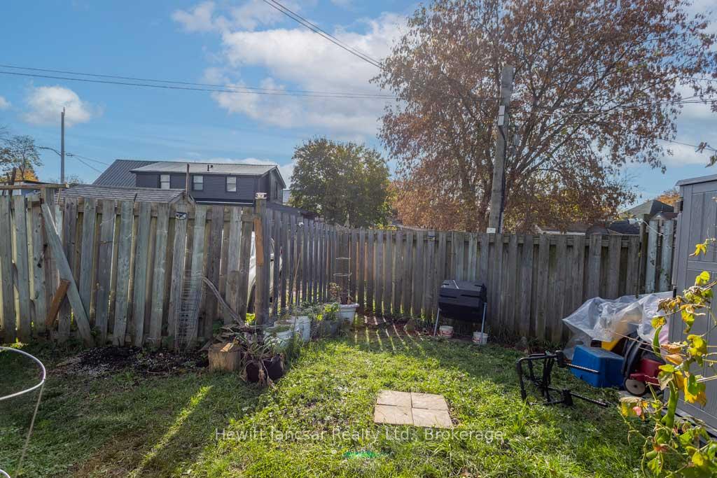 Photo 24 of 797 Hamilton Road, London, East M — HOMEH