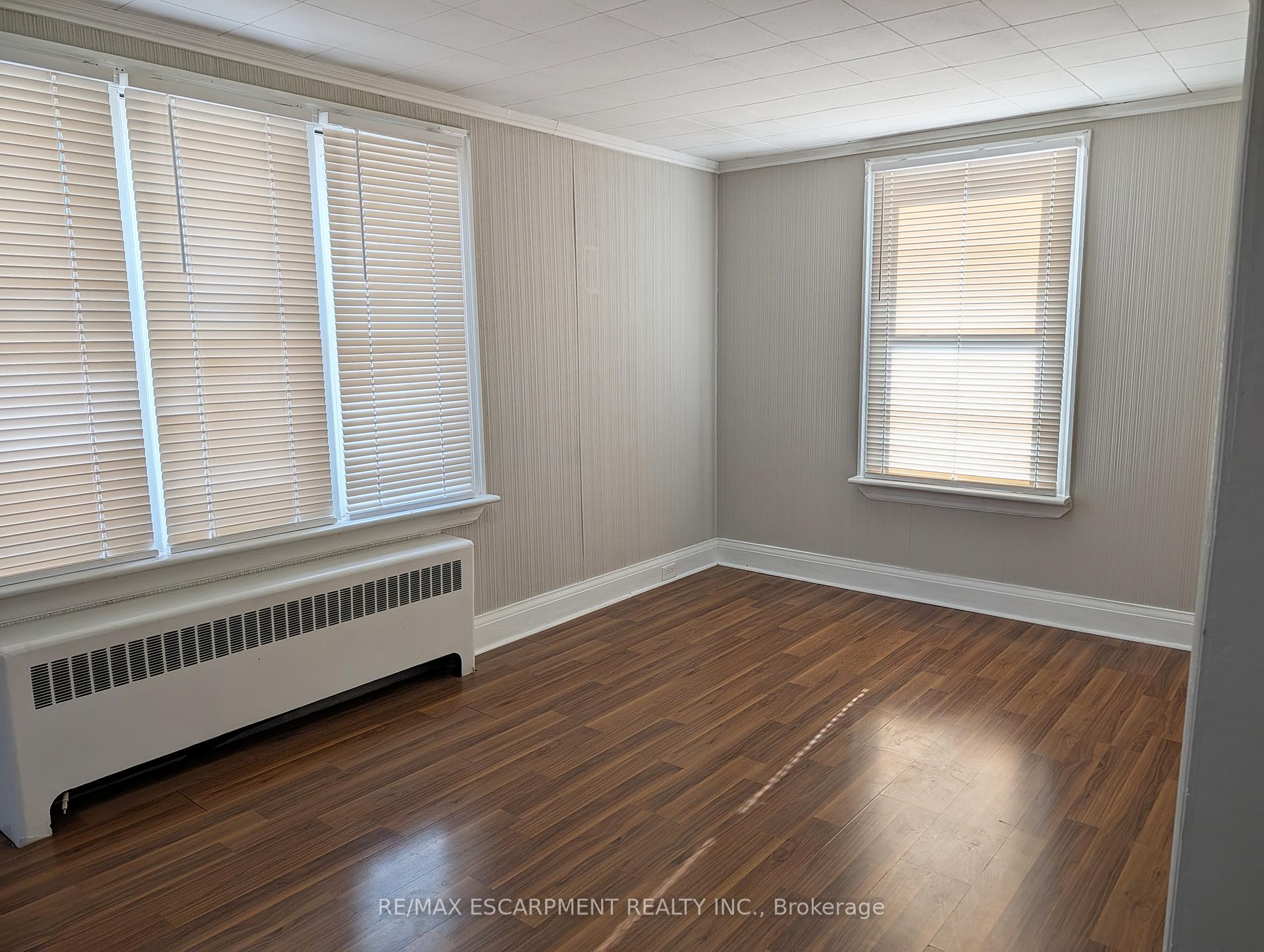 Photo 2 of Unit Upper, 12 East 24th Street, Hamilton, Eastmount — HOMEH