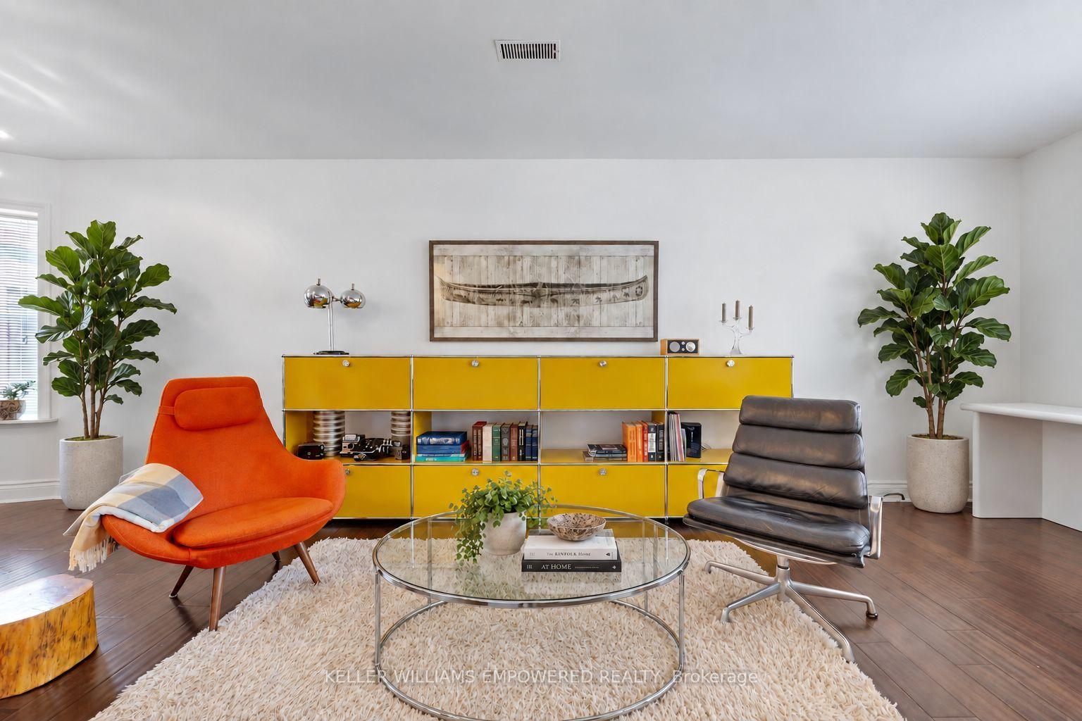 Photo 3 of 274 Wallace Avenue, Toronto, Dovercourt-Wallace Emerson-Junction — HOMEH