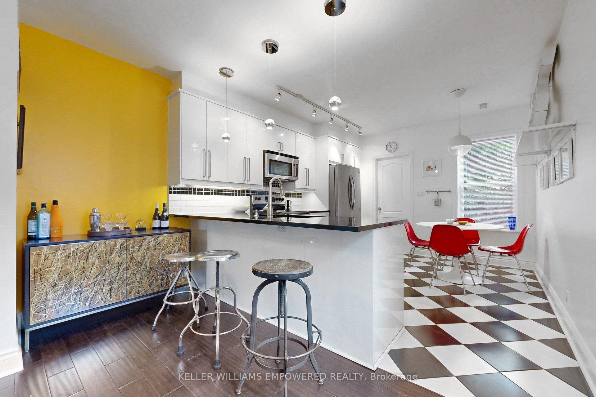 Photo 6 of 274 Wallace Avenue, Toronto, Dovercourt-Wallace Emerson-Junction — HOMEH