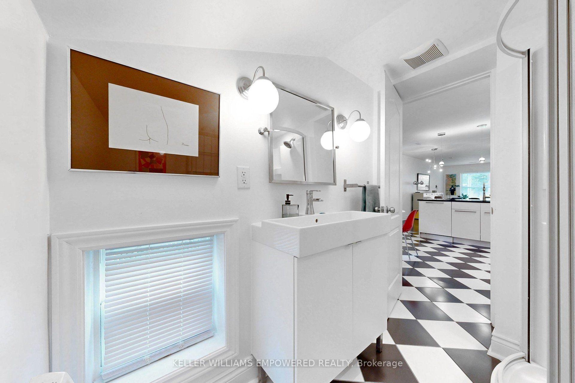 Photo 14 of 274 Wallace Avenue, Toronto, Dovercourt-Wallace Emerson-Junction — HOMEH