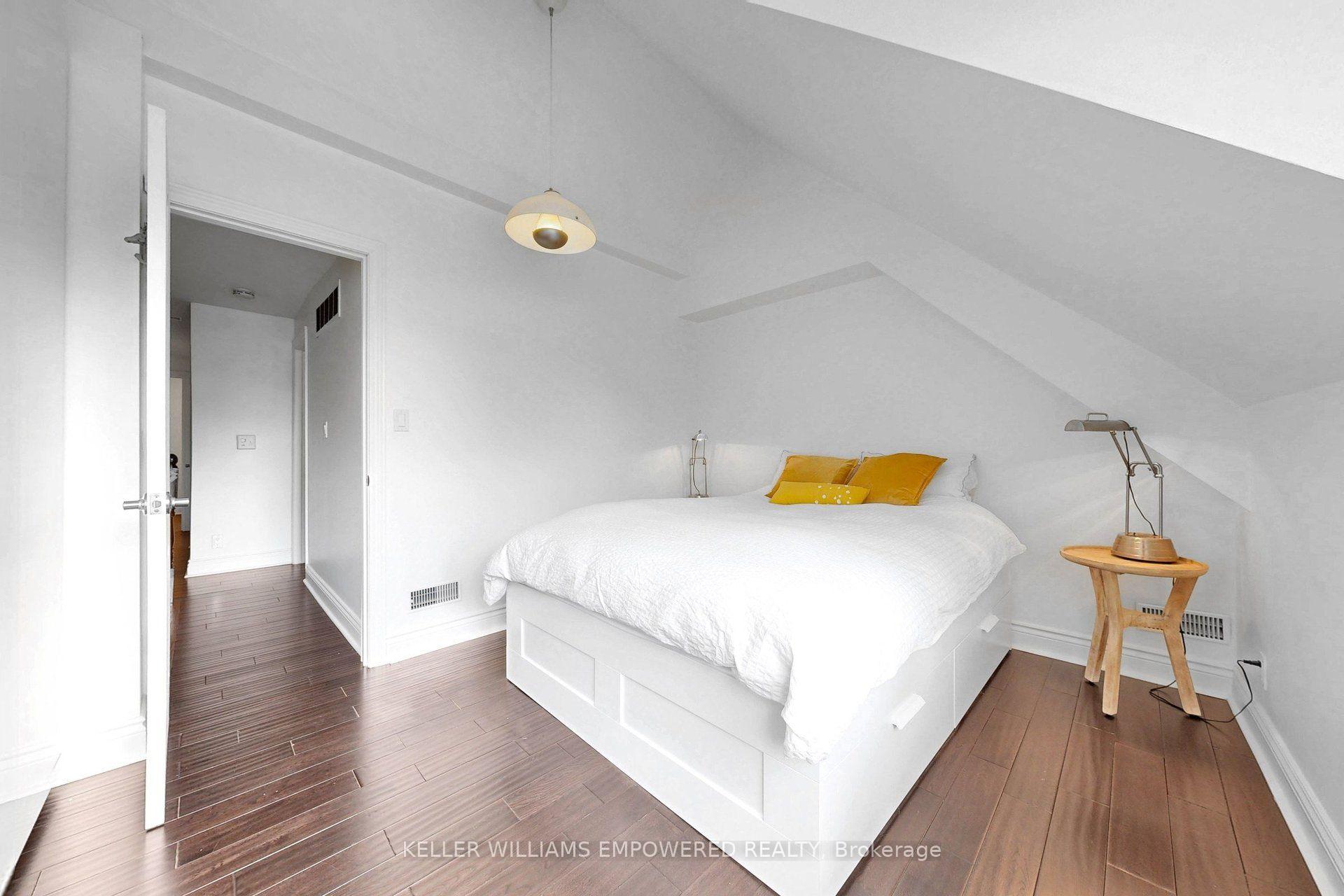 Photo 19 of 274 Wallace Avenue, Toronto, Dovercourt-Wallace Emerson-Junction — HOMEH