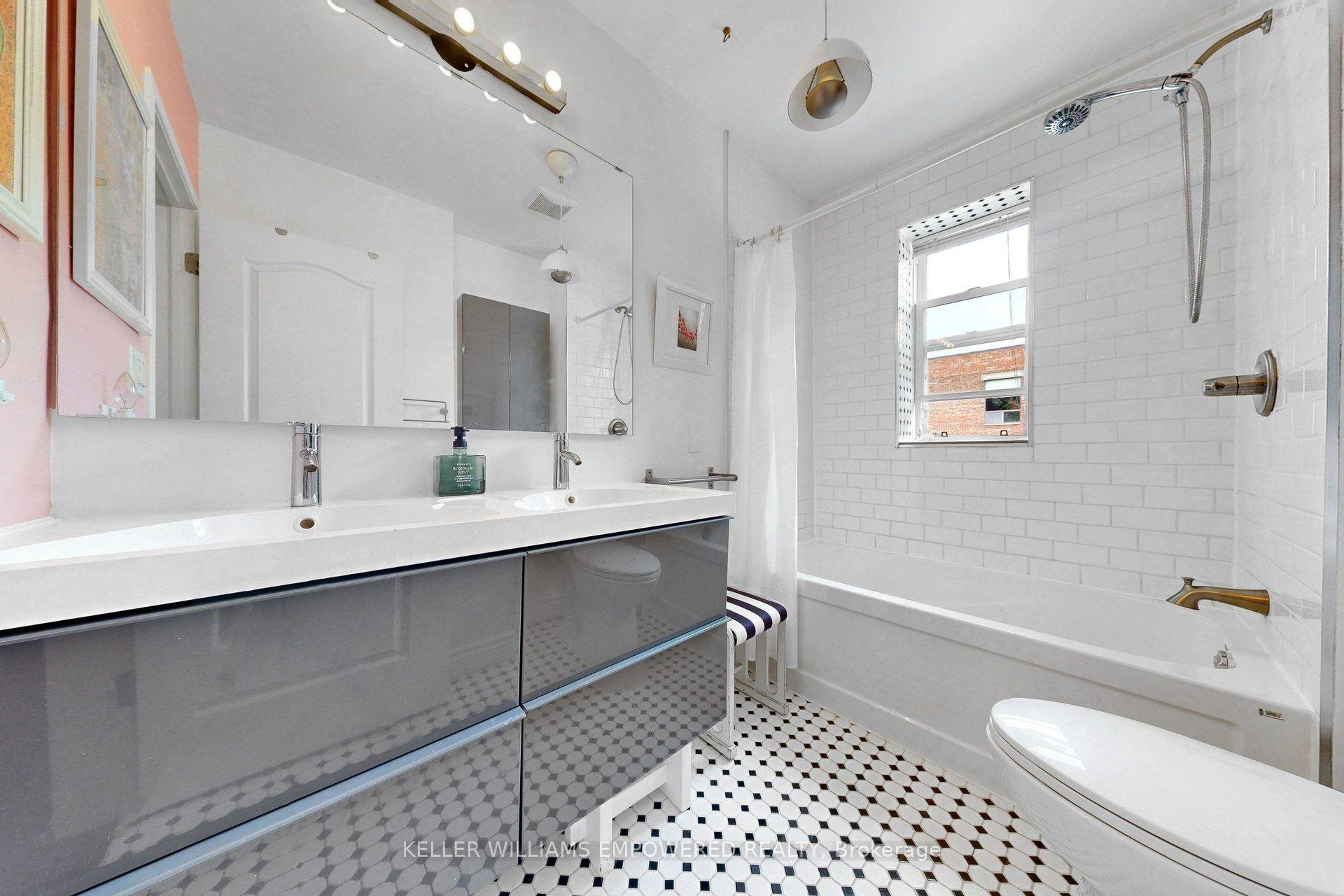 Photo 24 of 274 Wallace Avenue, Toronto, Dovercourt-Wallace Emerson-Junction — HOMEH