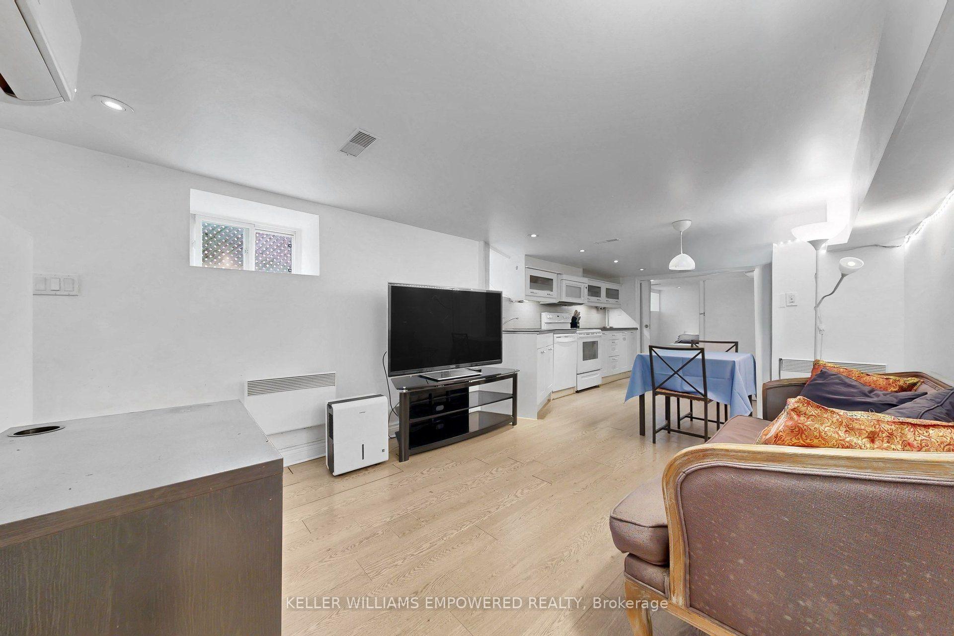 Photo 32 of 274 Wallace Avenue, Toronto, Dovercourt-Wallace Emerson-Junction — HOMEH