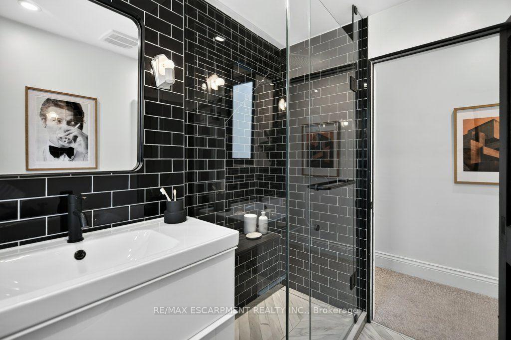Photo 38 of 101 Cope Street, Hamilton, Homeside — HOMEH