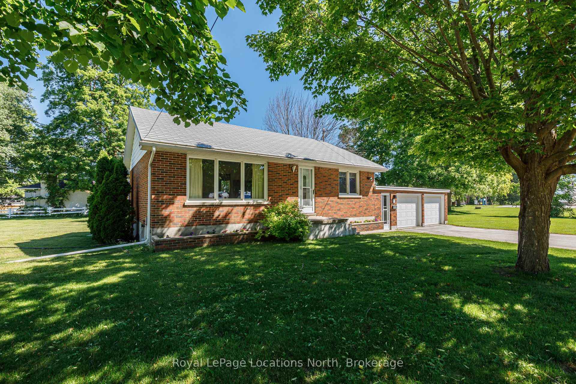 Photo 1 of 2 Buist Street, Clearview, Nottawa — HOMEH