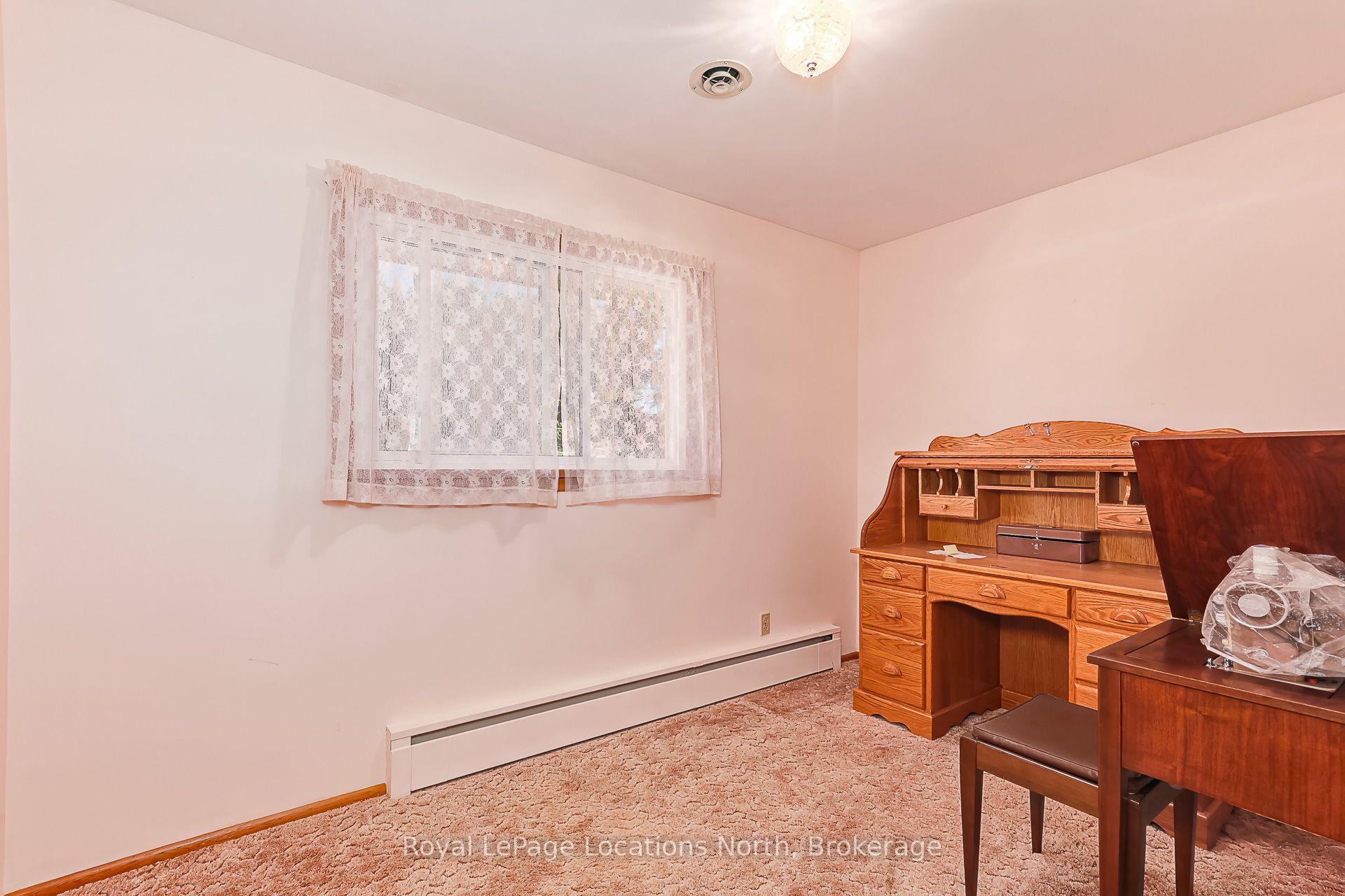 Photo 18 of 2 Buist Street, Clearview, Nottawa — HOMEH