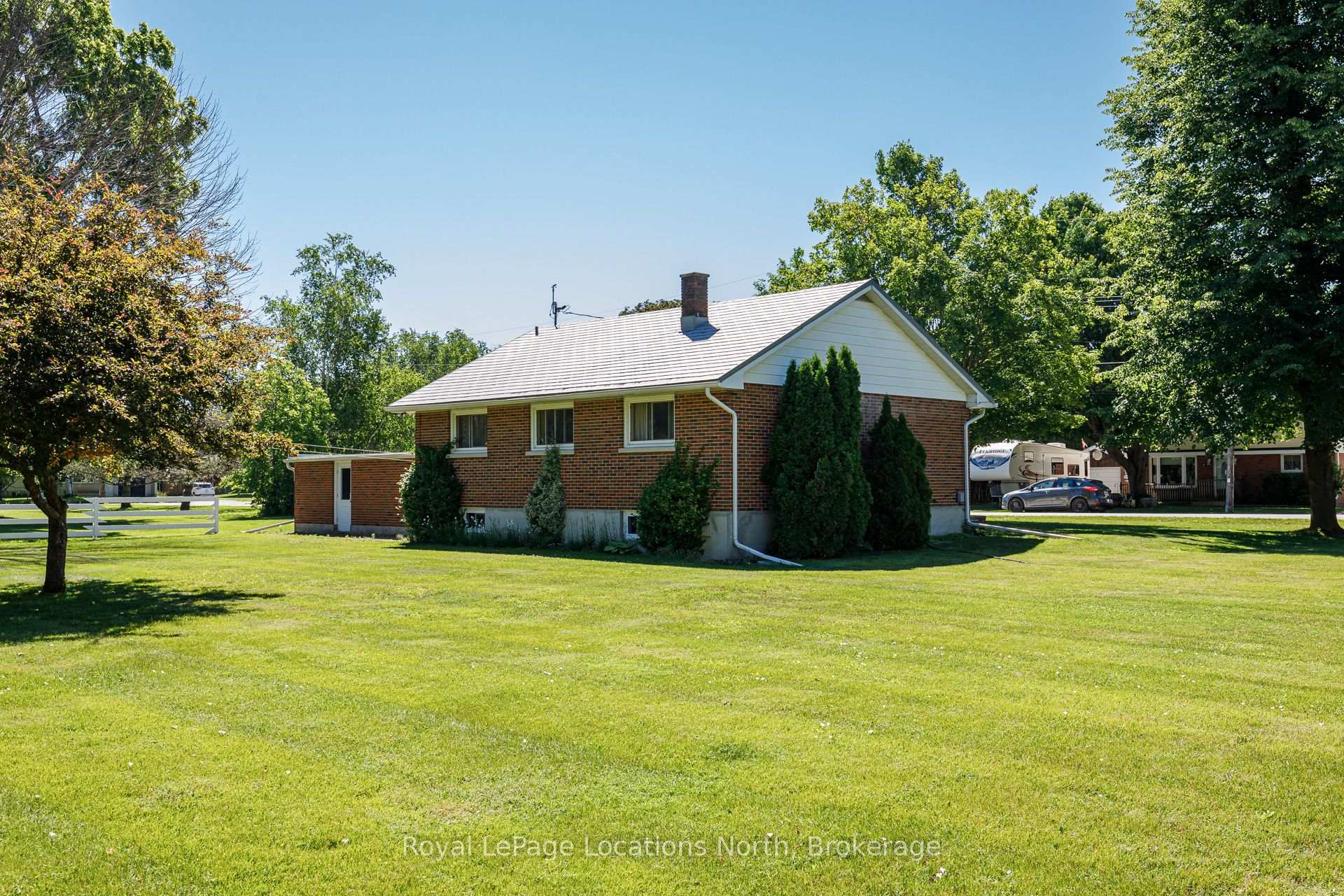 Photo 36 of 2 Buist Street, Clearview, Nottawa — HOMEH
