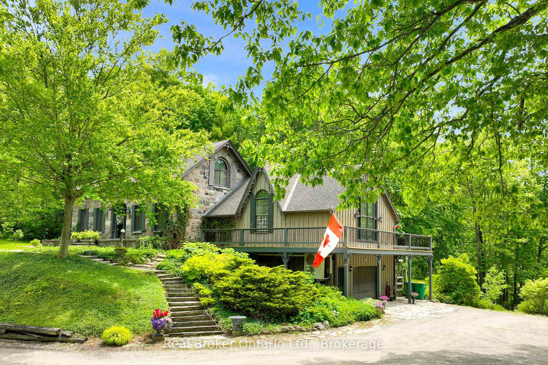 Photo 3 of 4766 Hyndman Drive, Southwest Middlesex, Rural Southwest Middlesex — HOMEH