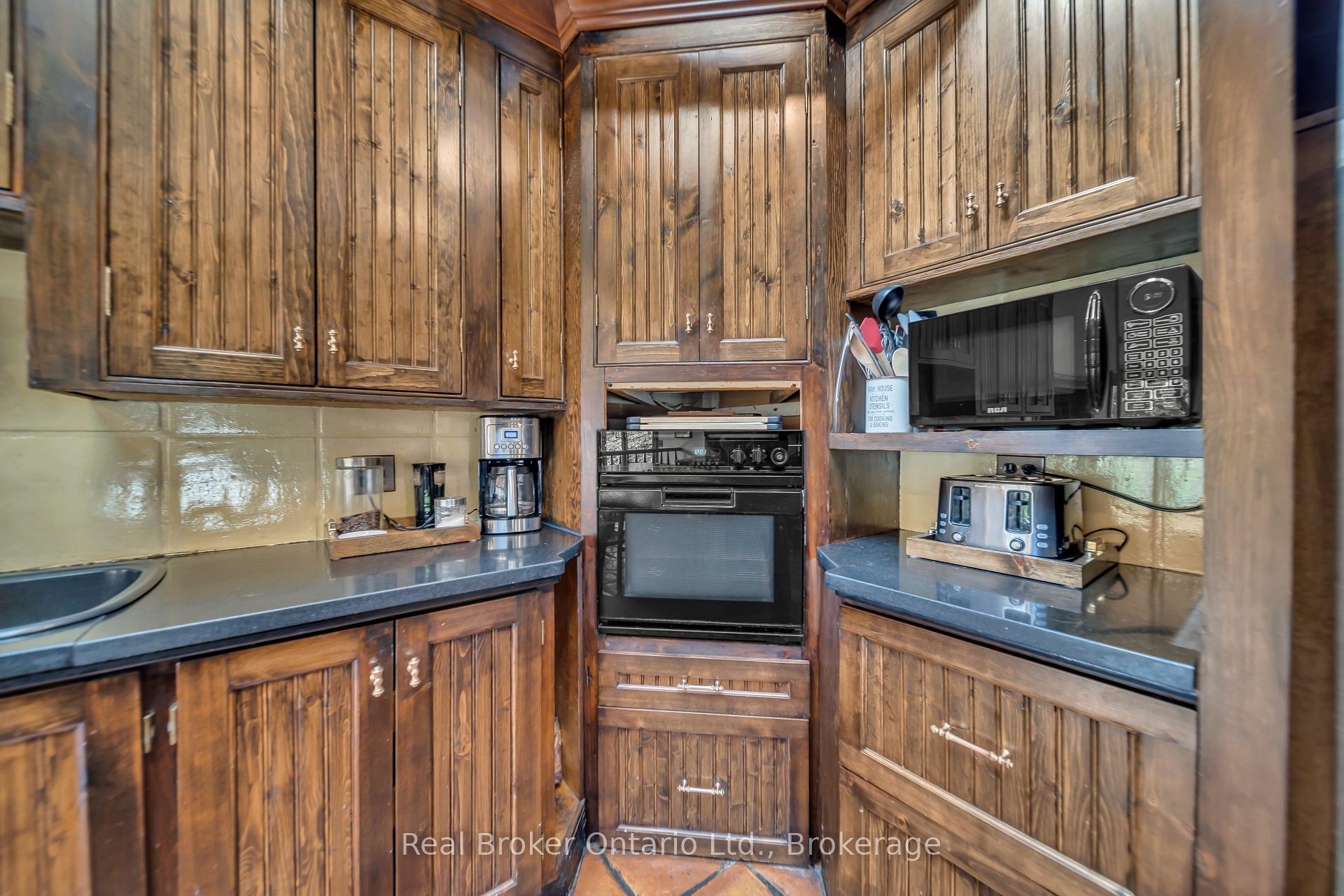Photo 13 of 4766 Hyndman Drive, Southwest Middlesex, Rural Southwest Middlesex — HOMEH