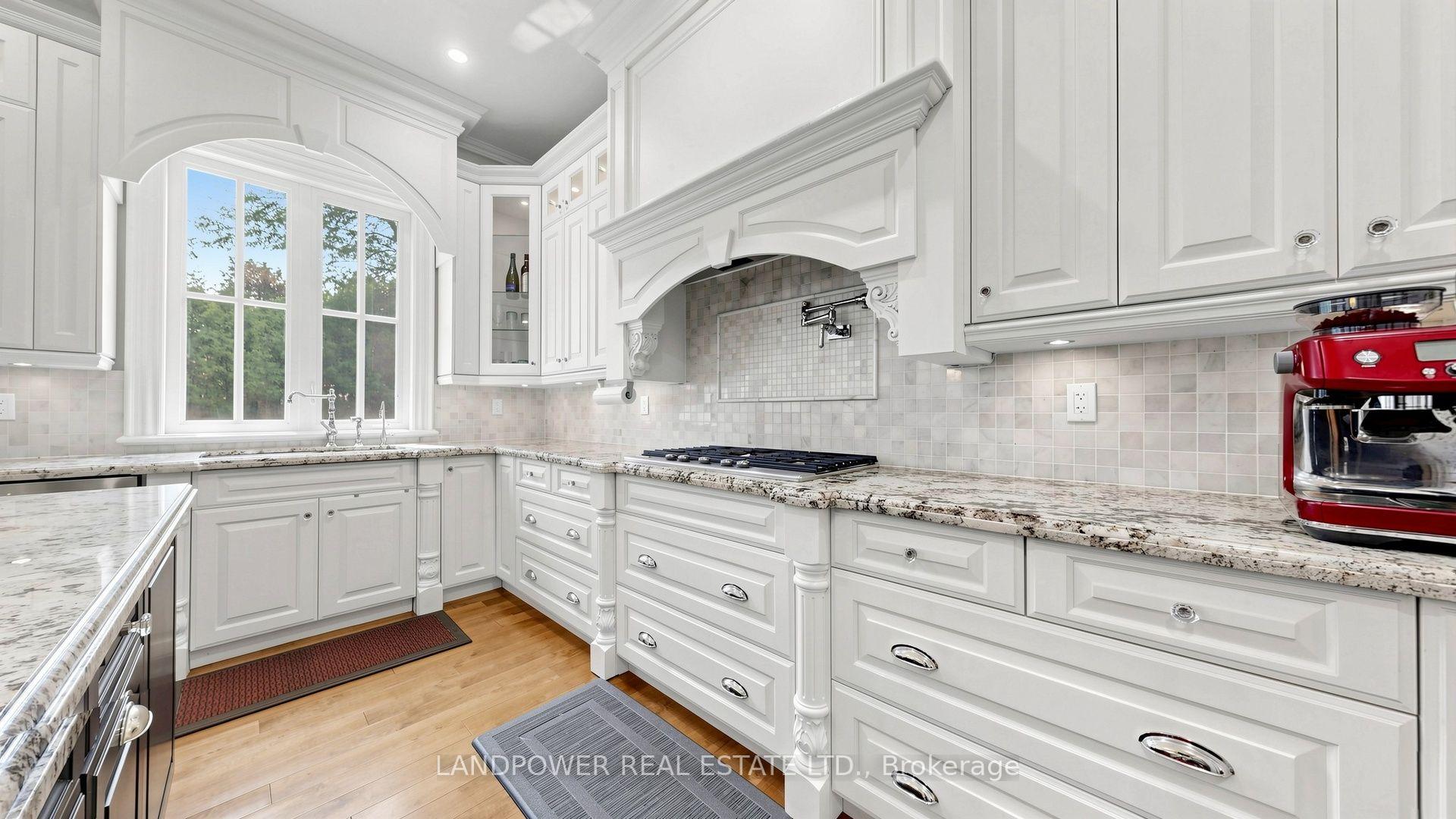 Photo 14 of 37 Pomander Road, Markham, Unionville — HOMEH