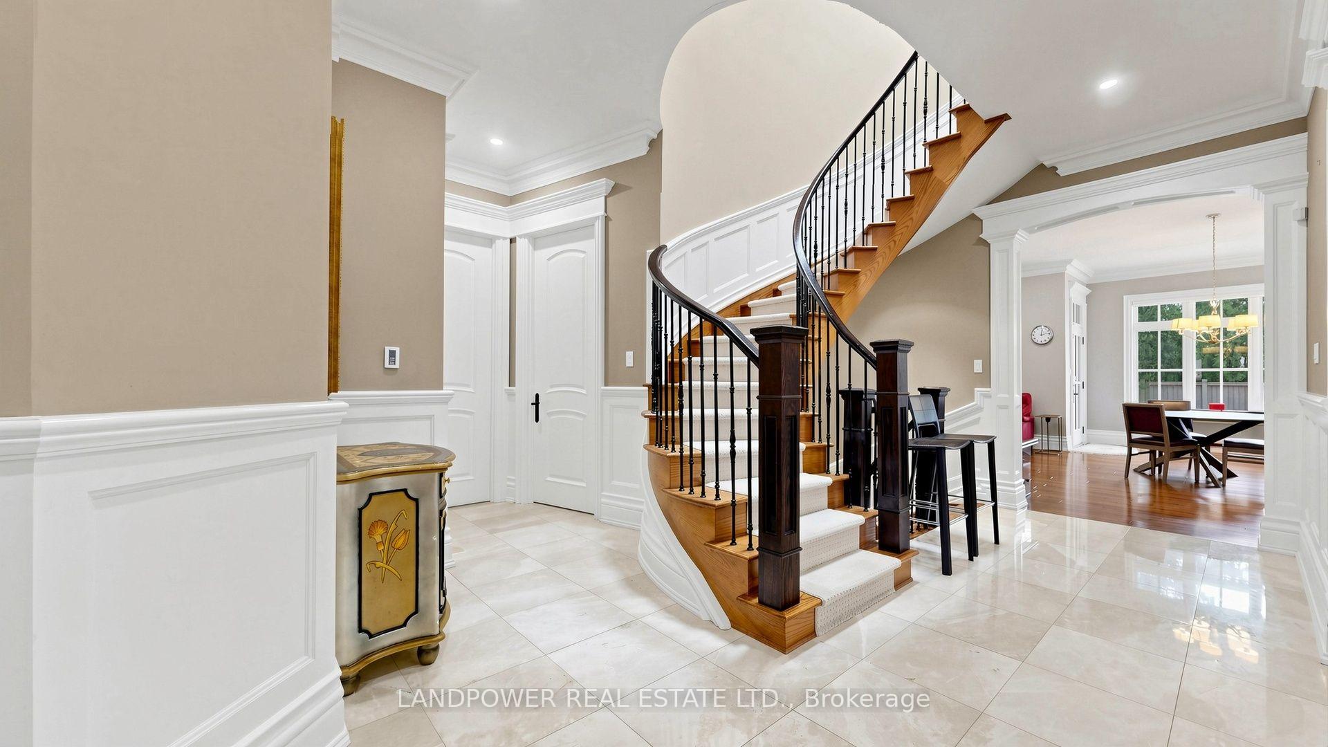 Photo 20 of 37 Pomander Road, Markham, Unionville — HOMEH