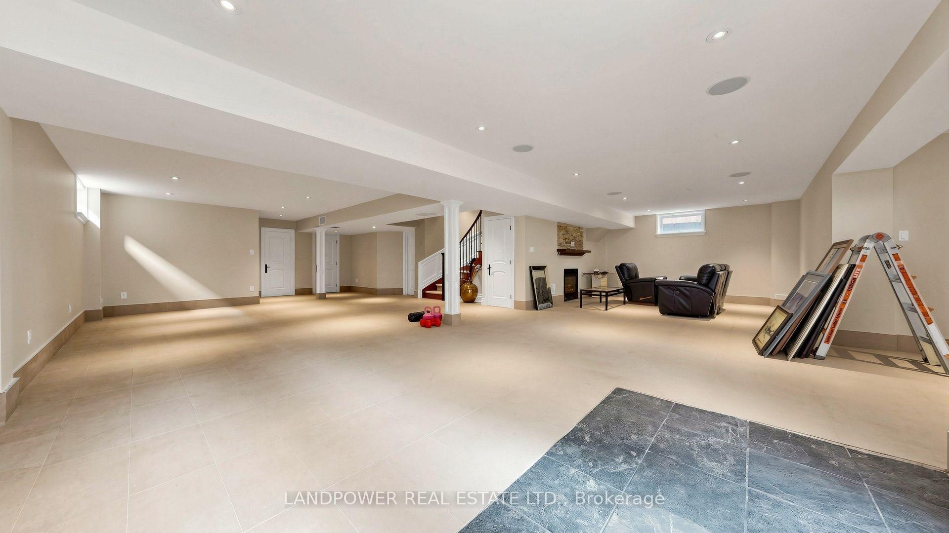 Photo 33 of 37 Pomander Road, Markham, Unionville — HOMEH
