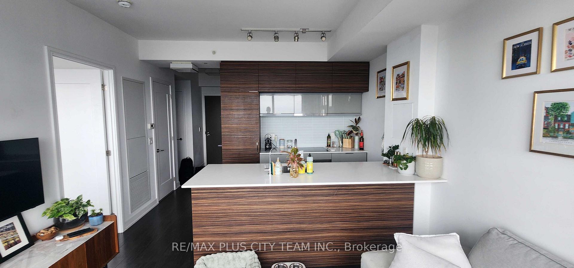 Photo 5 of Unit 5105, 88 Scott Street, Toronto, Church-Yonge Corridor — HOMEH