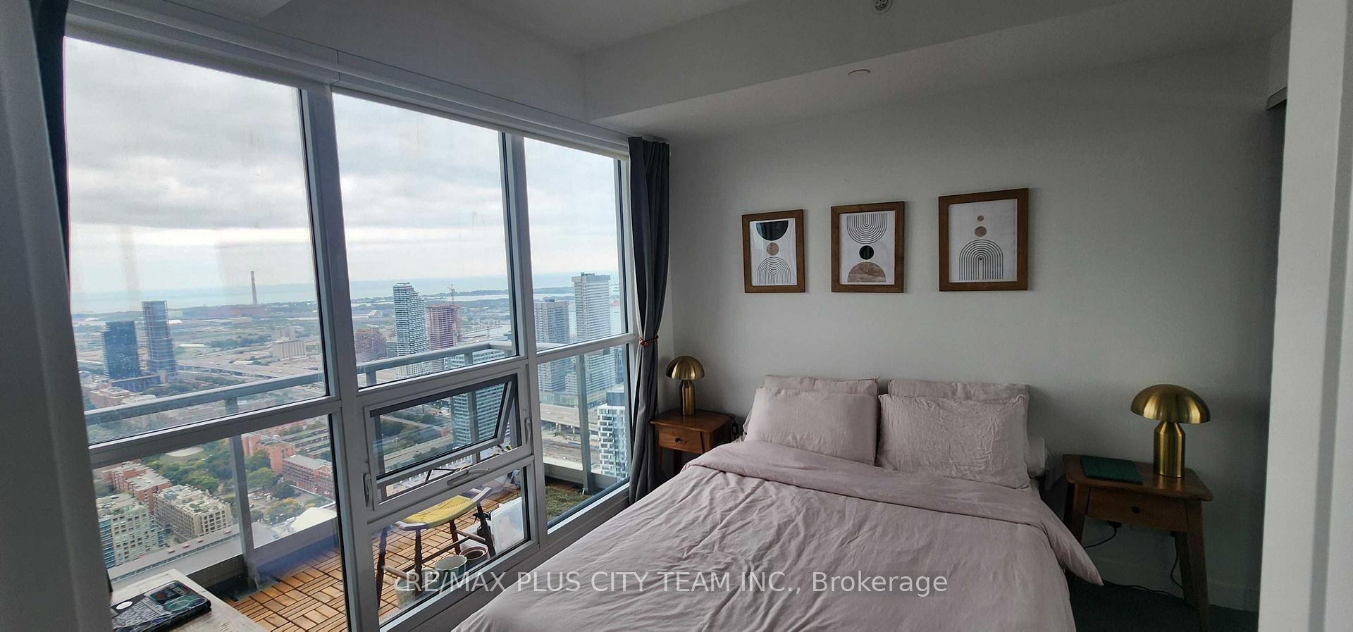 Photo 7 of Unit 5105, 88 Scott Street, Toronto, Church-Yonge Corridor — HOMEH