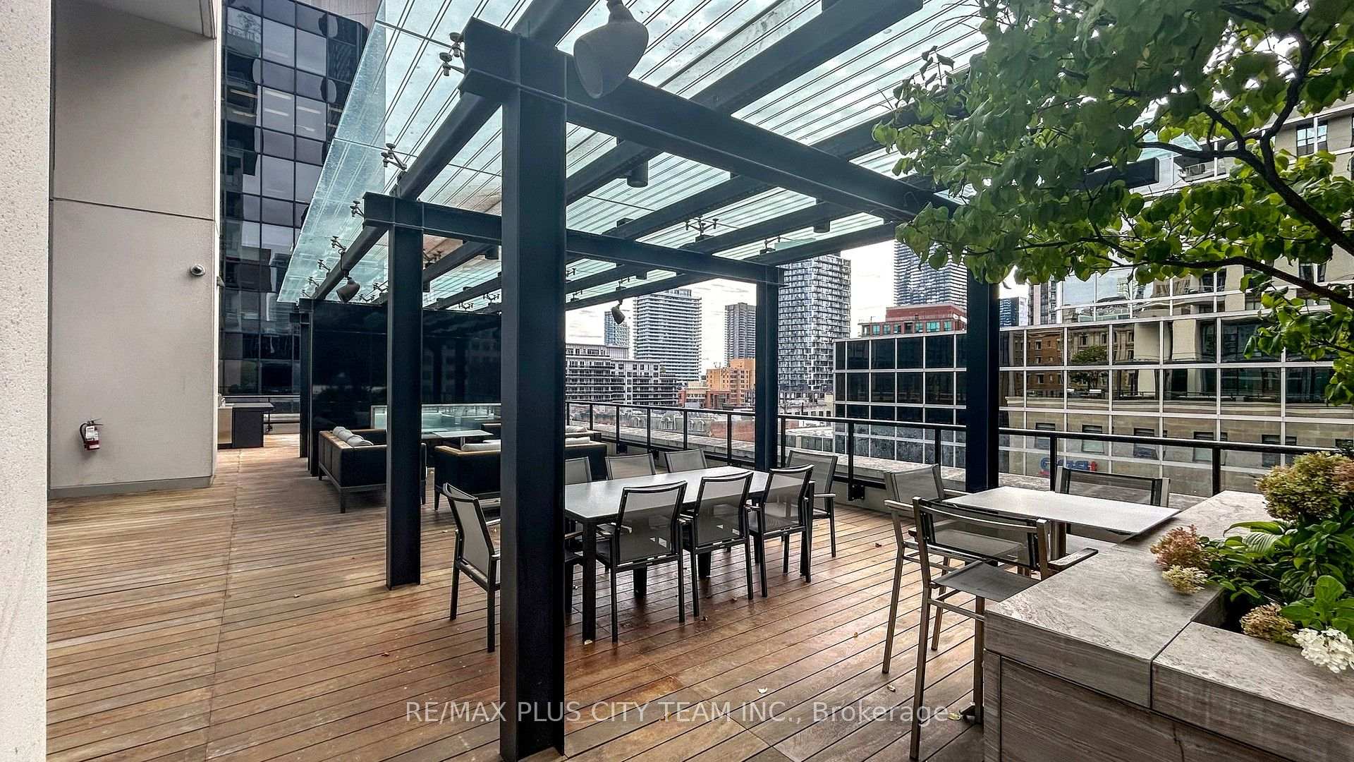 Photo 38 of Unit 5105, 88 Scott Street, Toronto, Church-Yonge Corridor — HOMEH