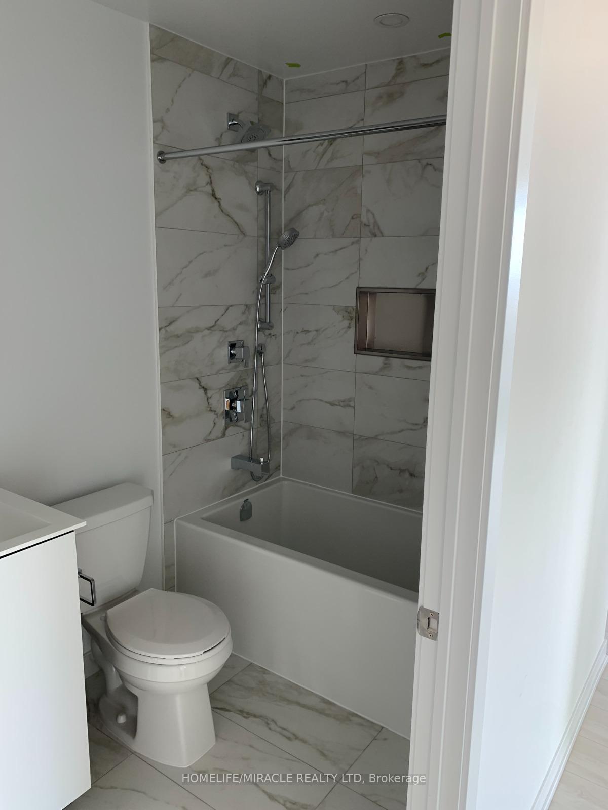 Photo 14 of Unit 3410, 4065 Confederation Parkway, Mississauga, City Centre — HOMEH