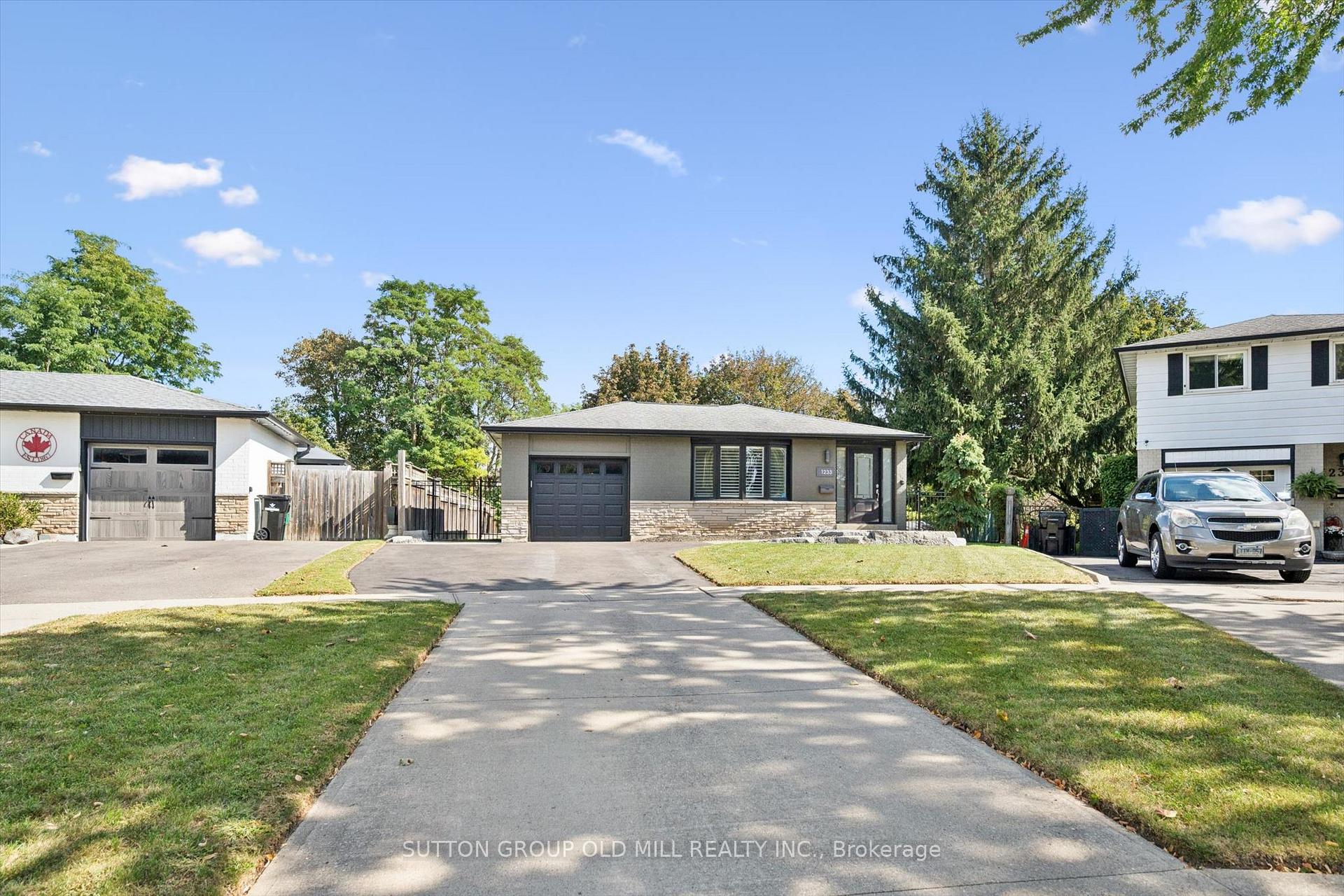 Photo 4 of 1233 Michael Crescent, Cambridge, Lang's Farm — HOMEH