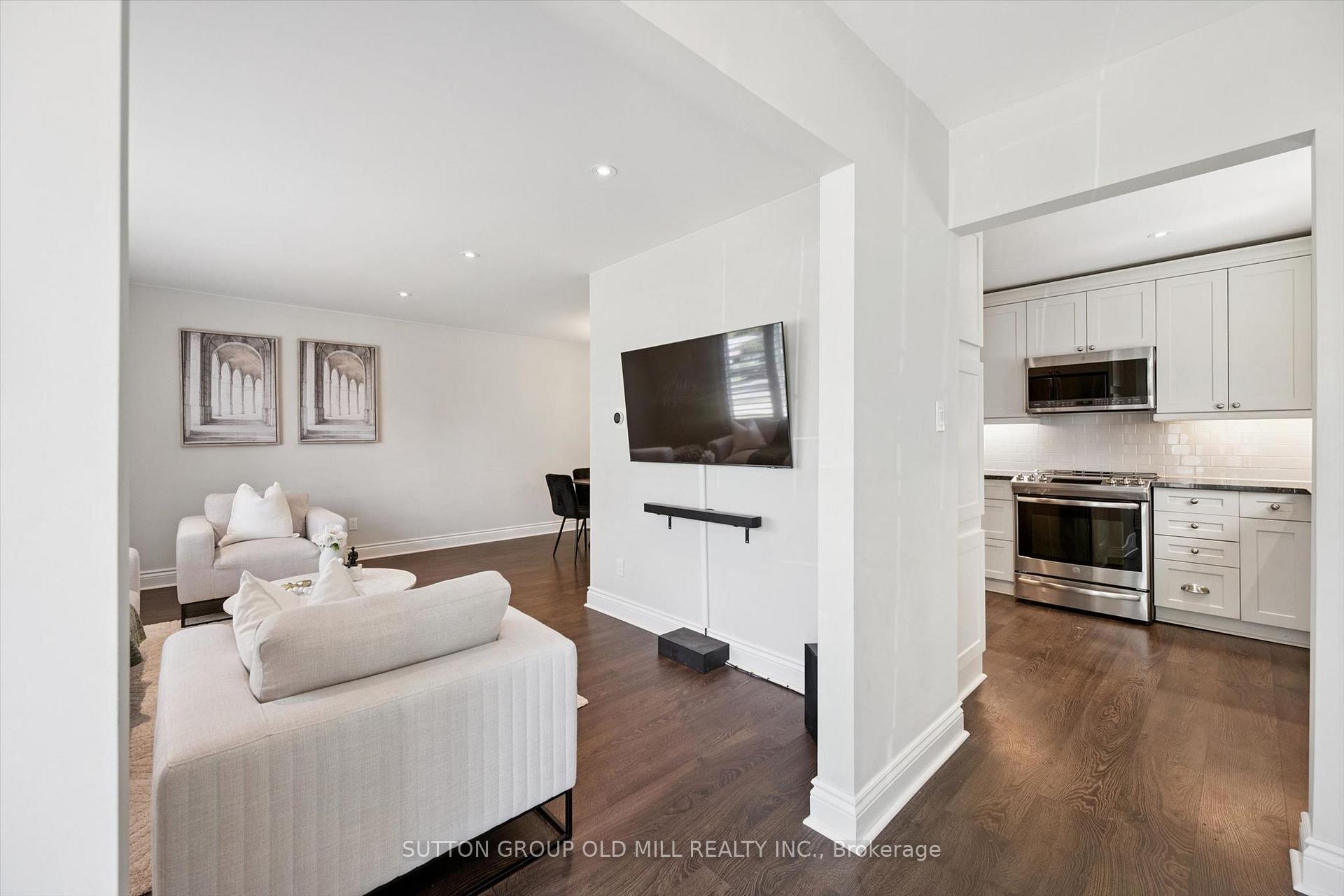 Photo 10 of 1233 Michael Crescent, Cambridge, Lang's Farm — HOMEH