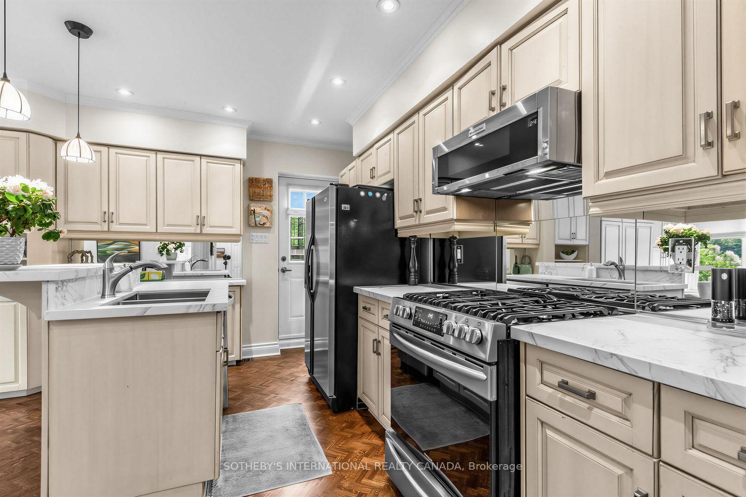 Photo 11 of 103 Brookdale Avenue, Toronto, Lawrence Park North — HOMEH