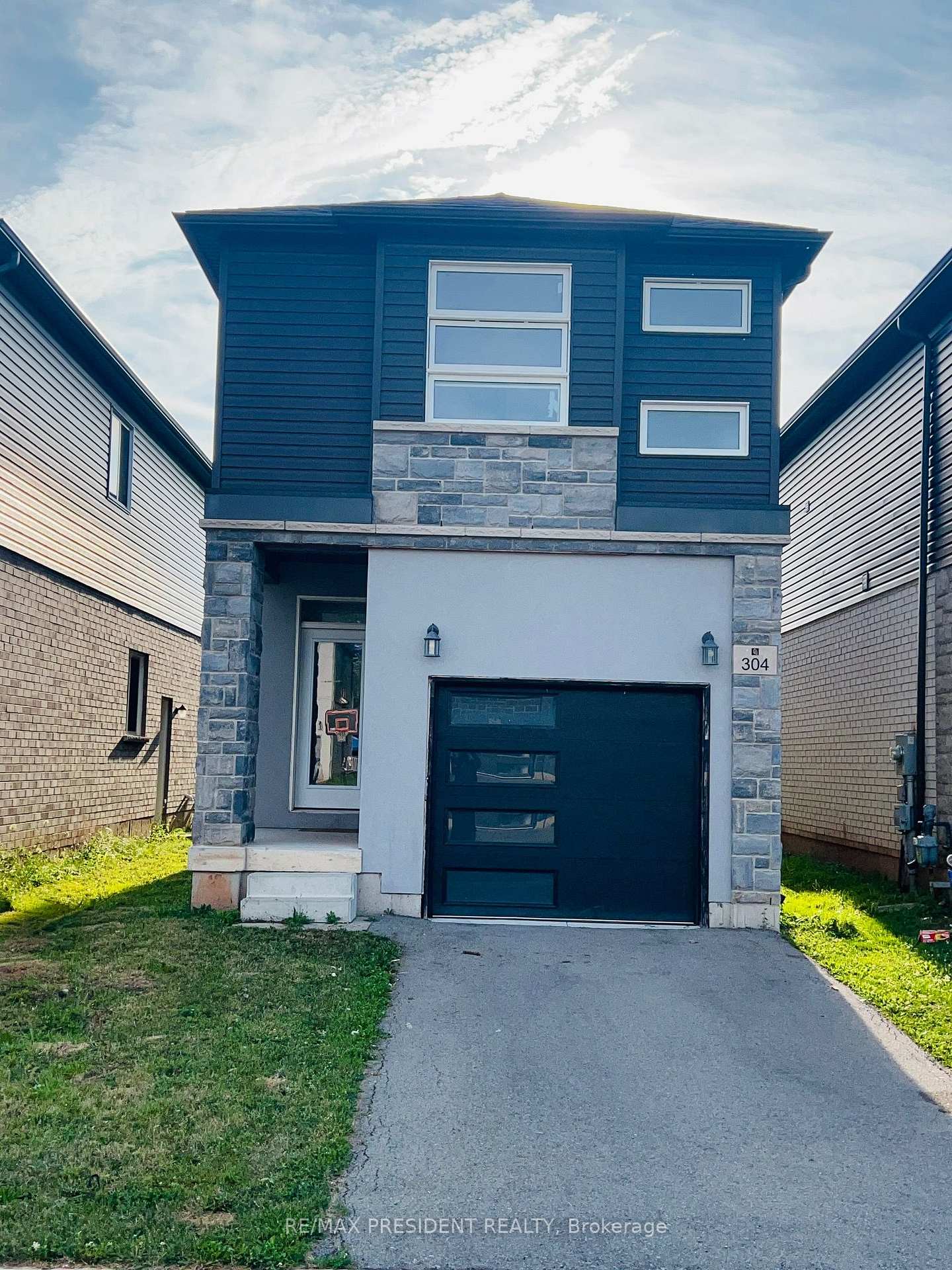 Photo of 304 Louise Street