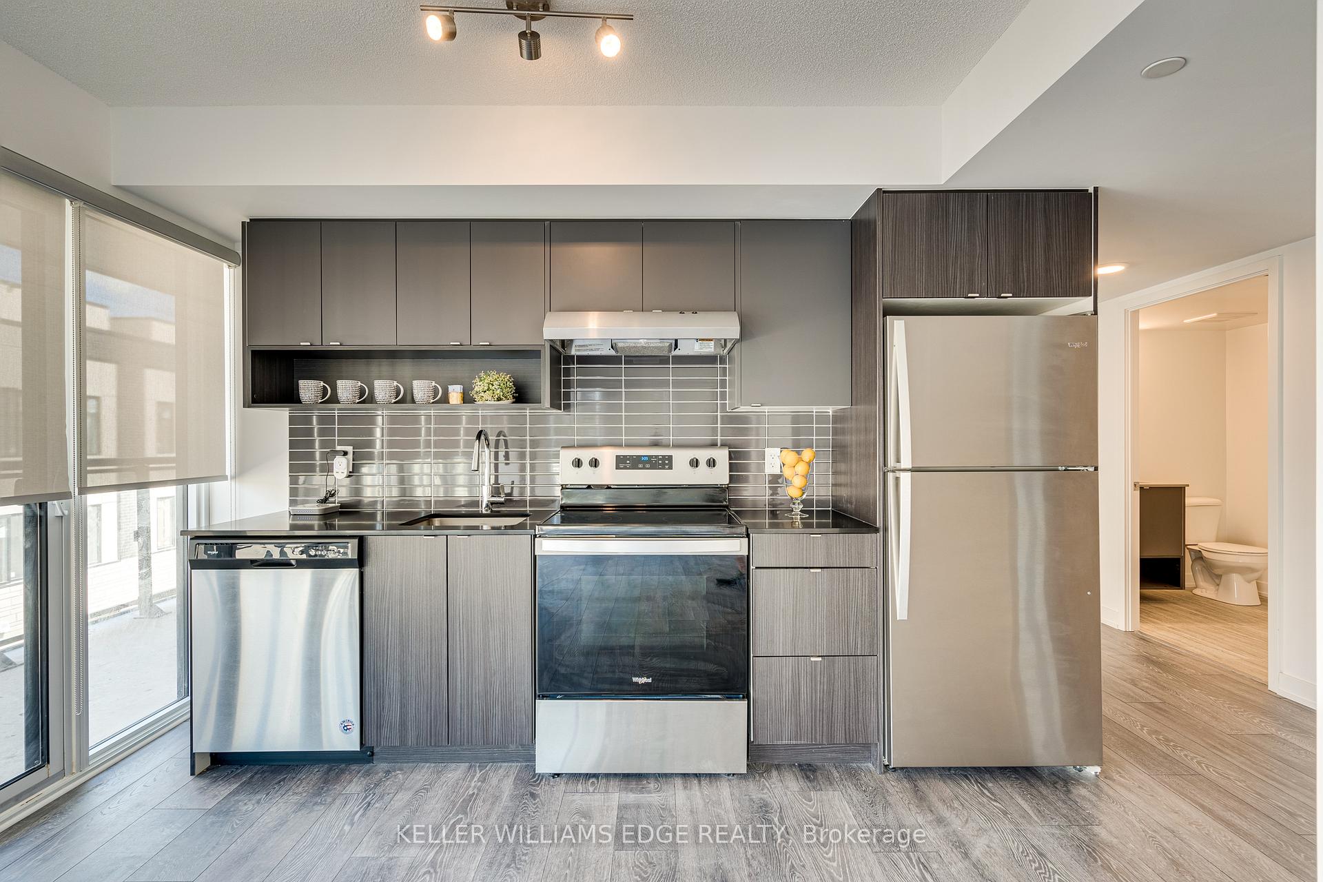 Photo 13 of Unit B323, 1119 Cooke Boulevard, Burlington, LaSalle — HOMEH