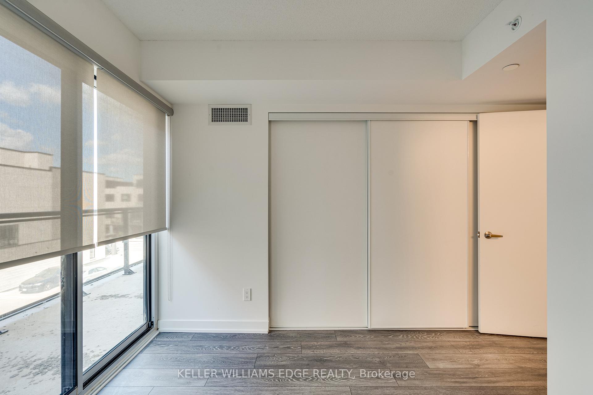 Photo 17 of Unit B323, 1119 Cooke Boulevard, Burlington, LaSalle — HOMEH