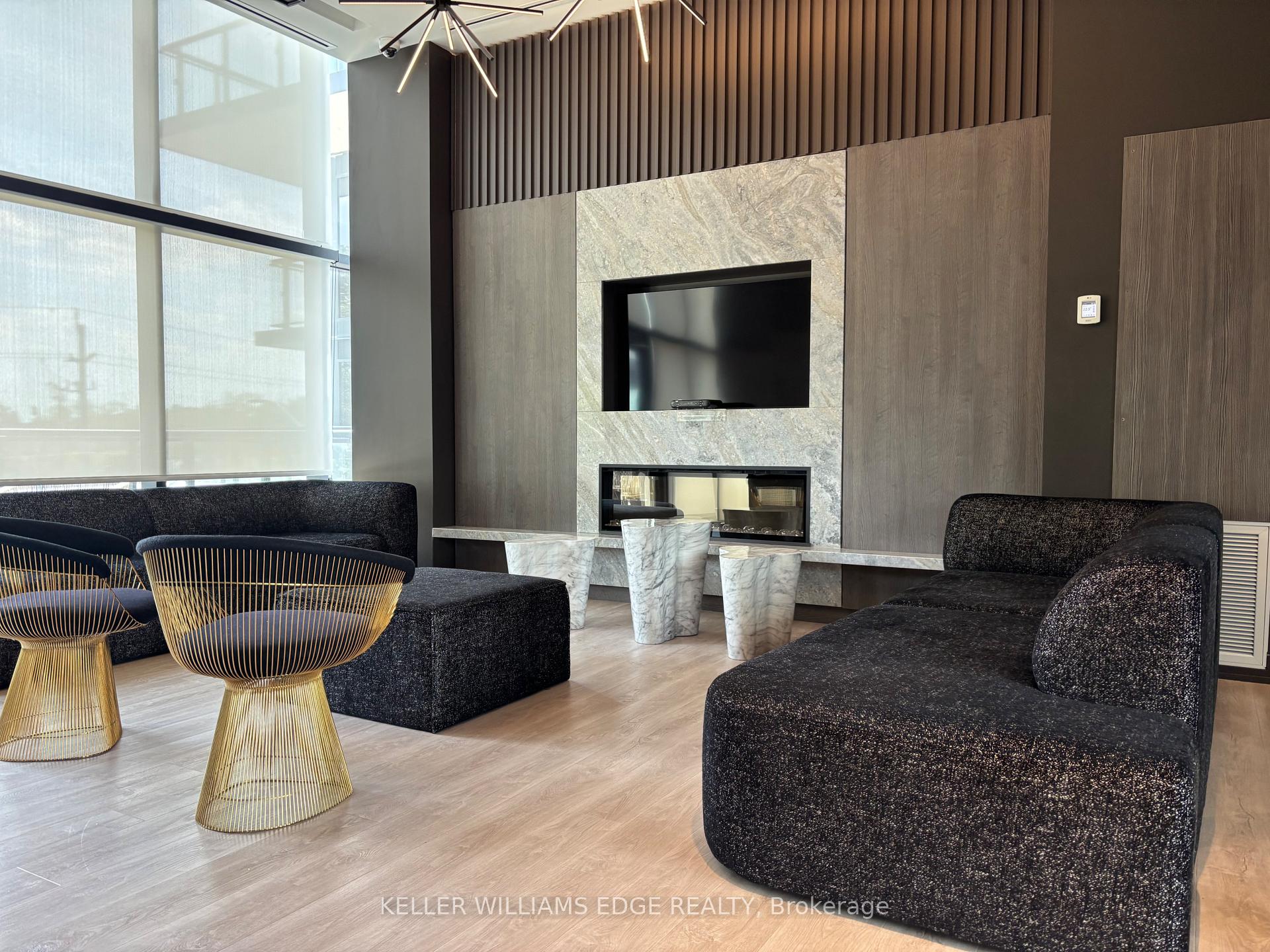 Photo 32 of Unit B323, 1119 Cooke Boulevard, Burlington, LaSalle — HOMEH