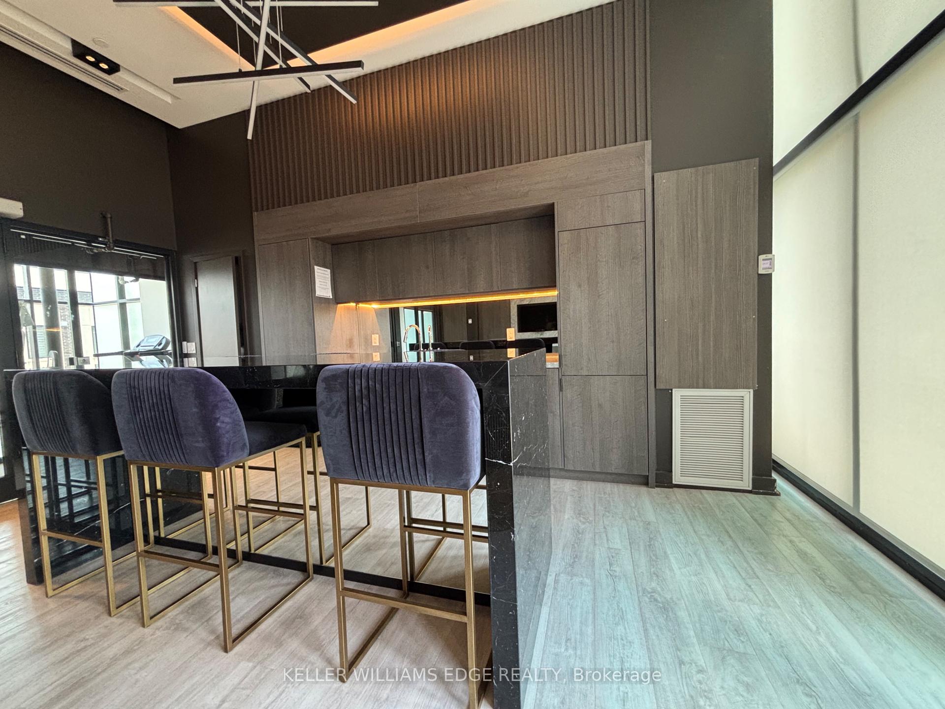 Photo 33 of Unit B323, 1119 Cooke Boulevard, Burlington, LaSalle — HOMEH