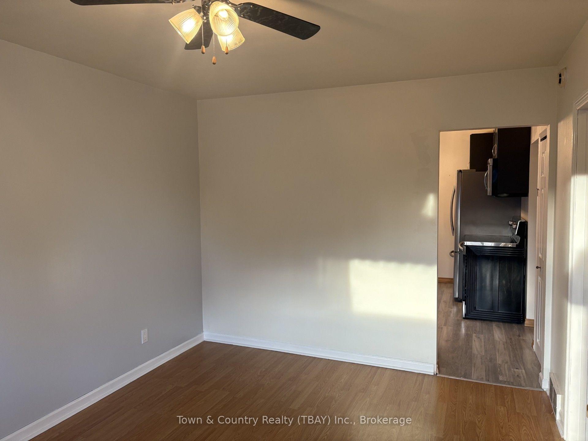 Photo 3 of 1113 Crawford Avenue, Thunder Bay, Westfort — HOMEH