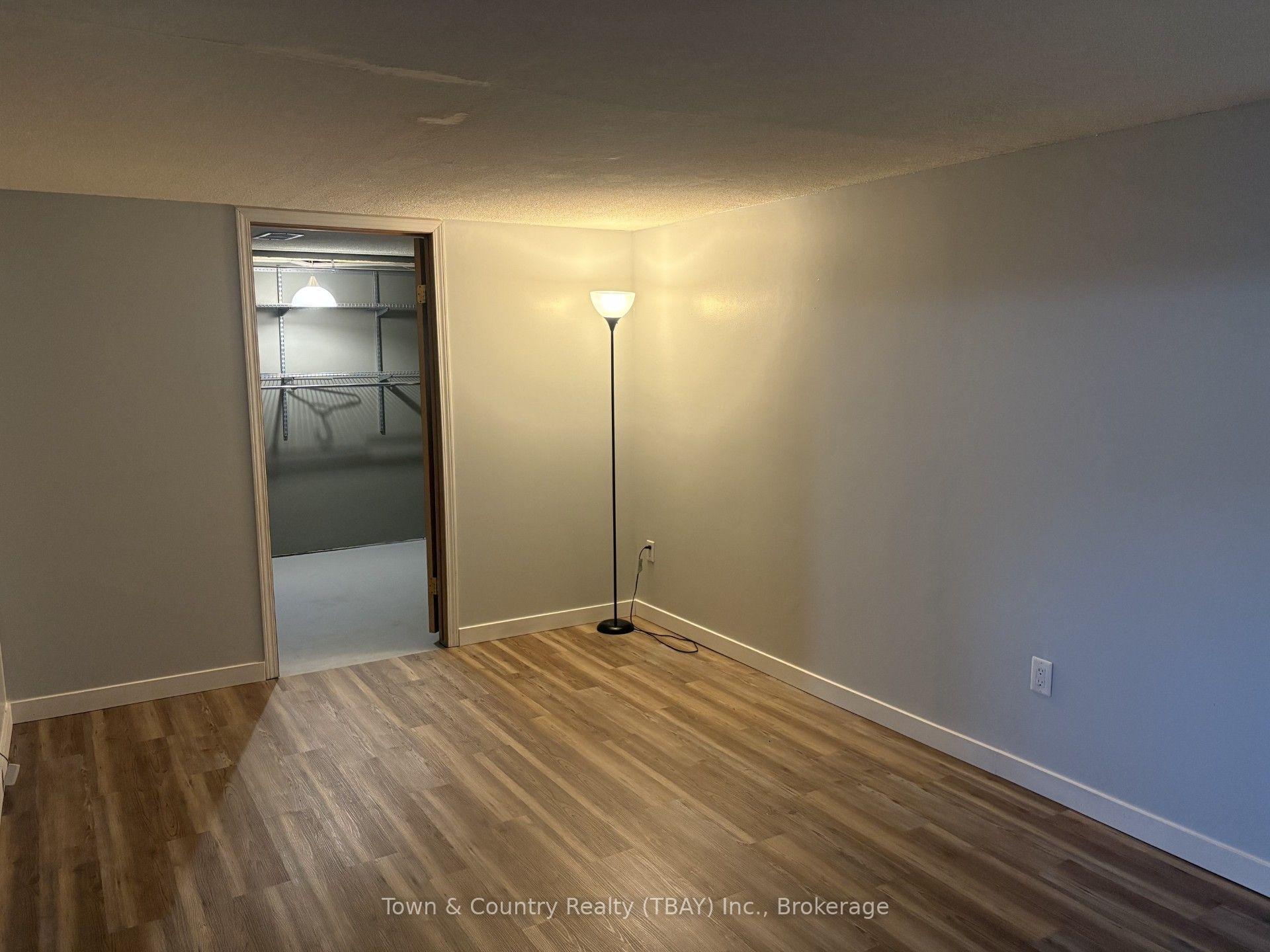 Photo 10 of 1113 Crawford Avenue, Thunder Bay, Westfort — HOMEH