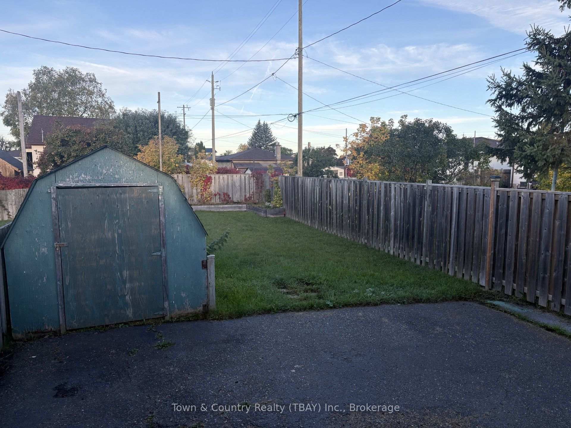 Photo 11 of 1113 Crawford Avenue, Thunder Bay, Westfort — HOMEH