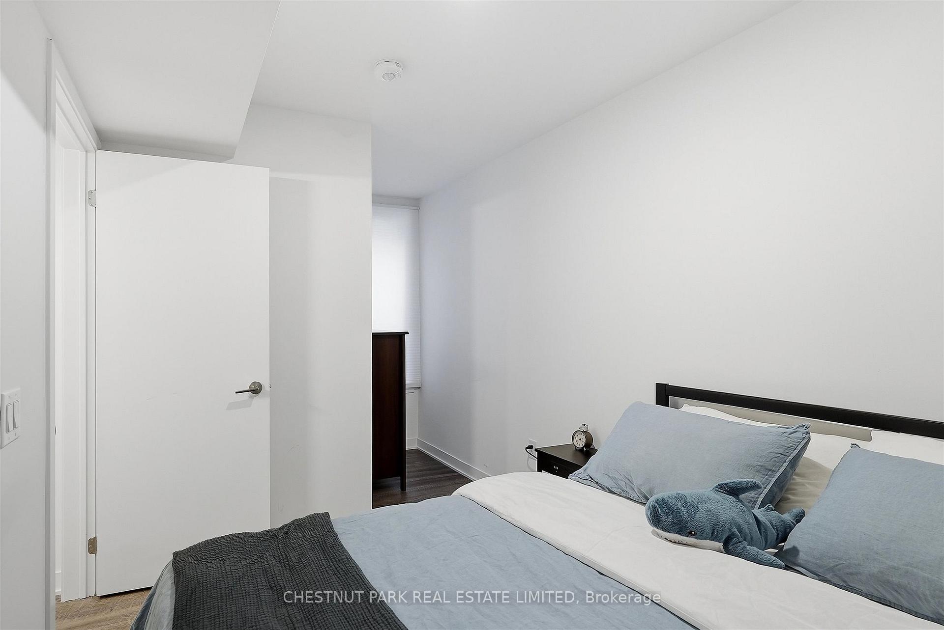 Photo 22 of Unit TH12, 20 Ed Clark Gardens, Toronto, Weston-Pellam Park — HOMEH