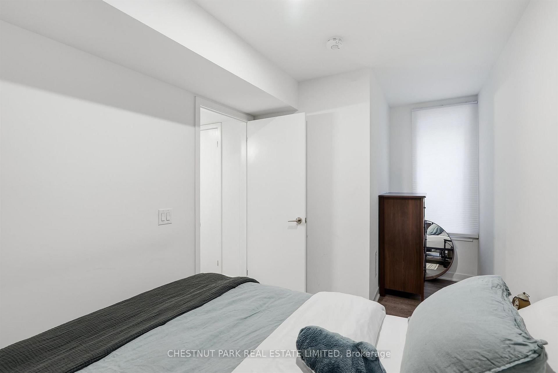 Photo 23 of Unit TH12, 20 Ed Clark Gardens, Toronto, Weston-Pellam Park — HOMEH