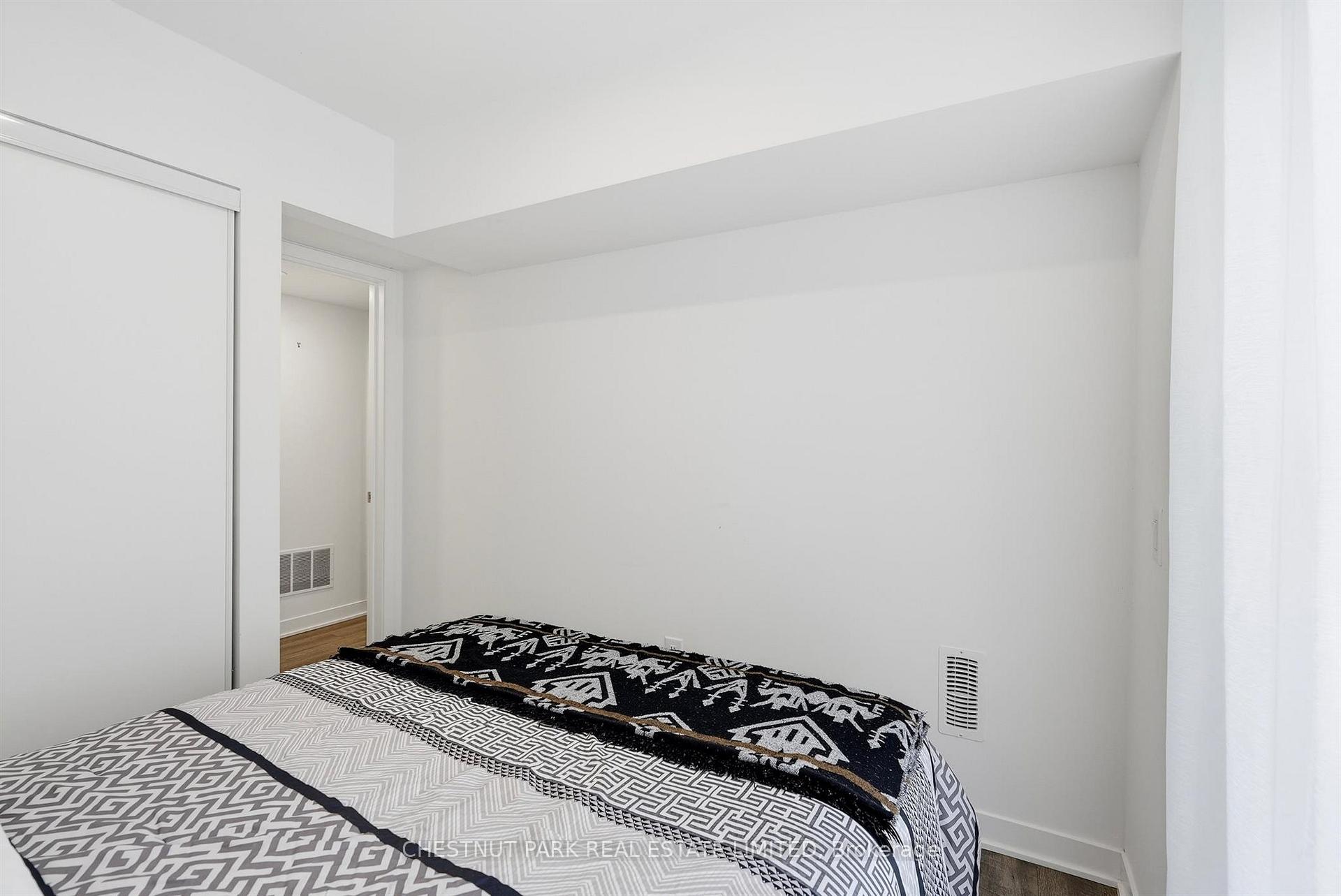 Photo 26 of Unit TH12, 20 Ed Clark Gardens, Toronto, Weston-Pellam Park — HOMEH