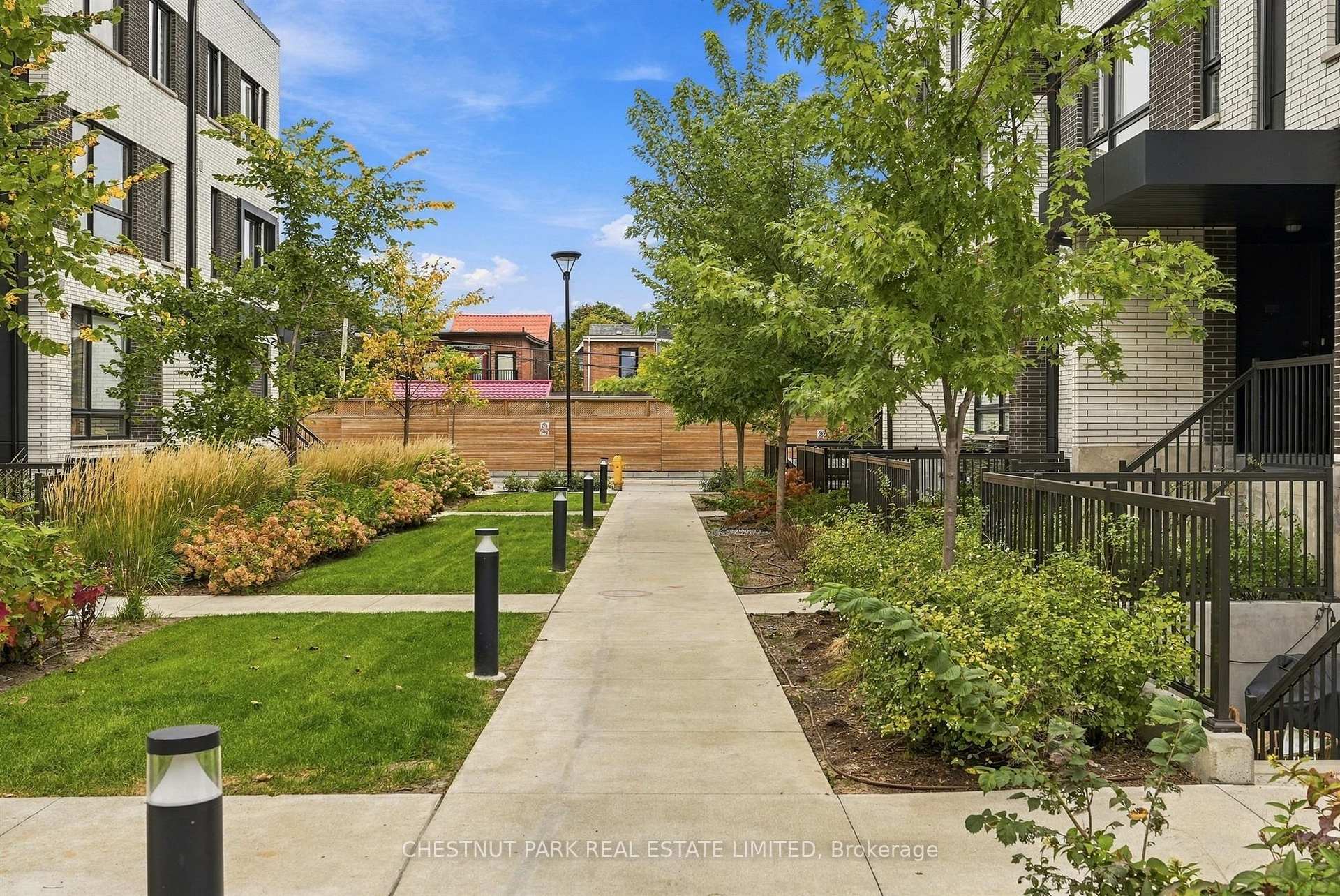 Photo 39 of Unit TH12, 20 Ed Clark Gardens, Toronto, Weston-Pellam Park — HOMEH