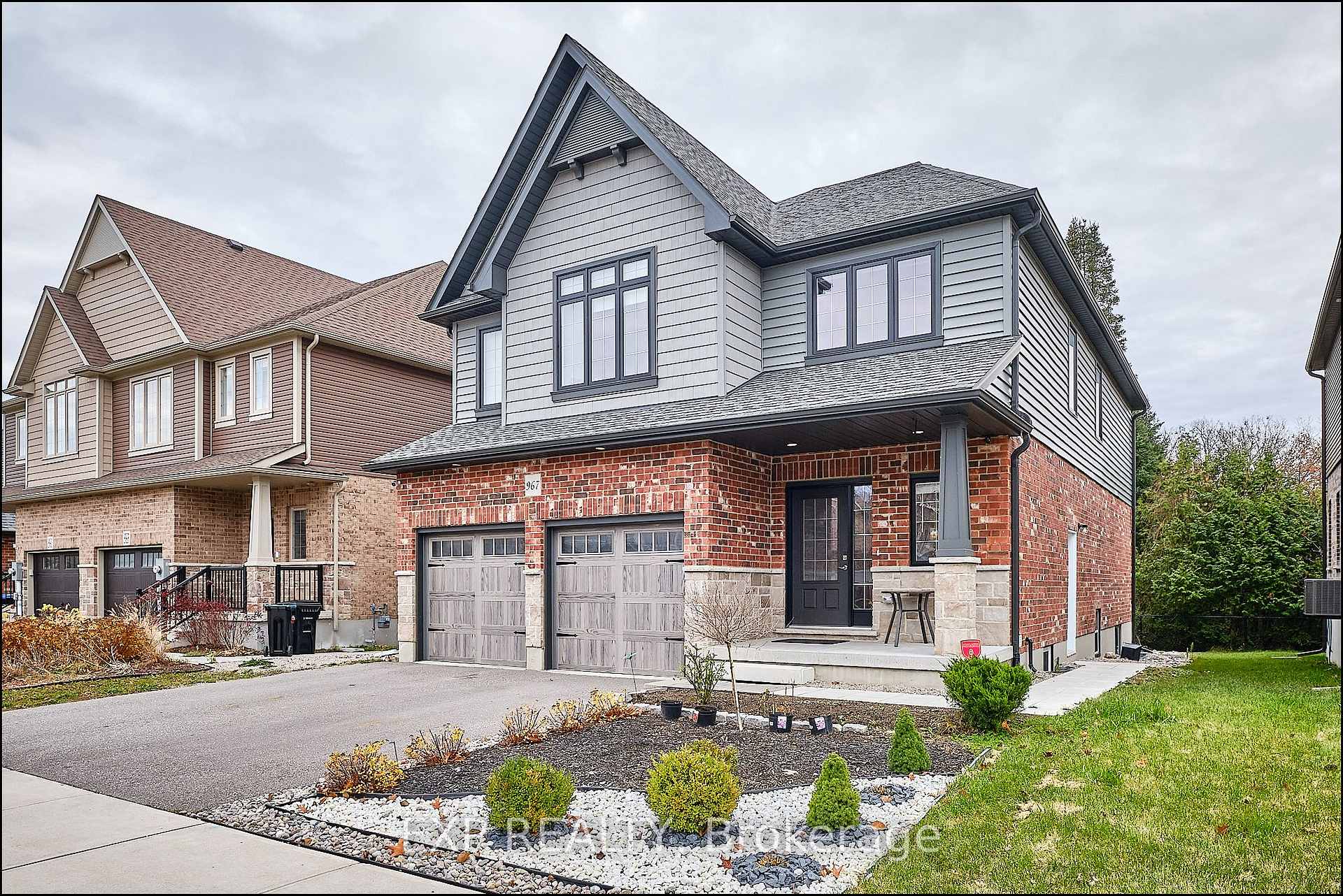 Photo of Unit Main, 967 Wright Drive