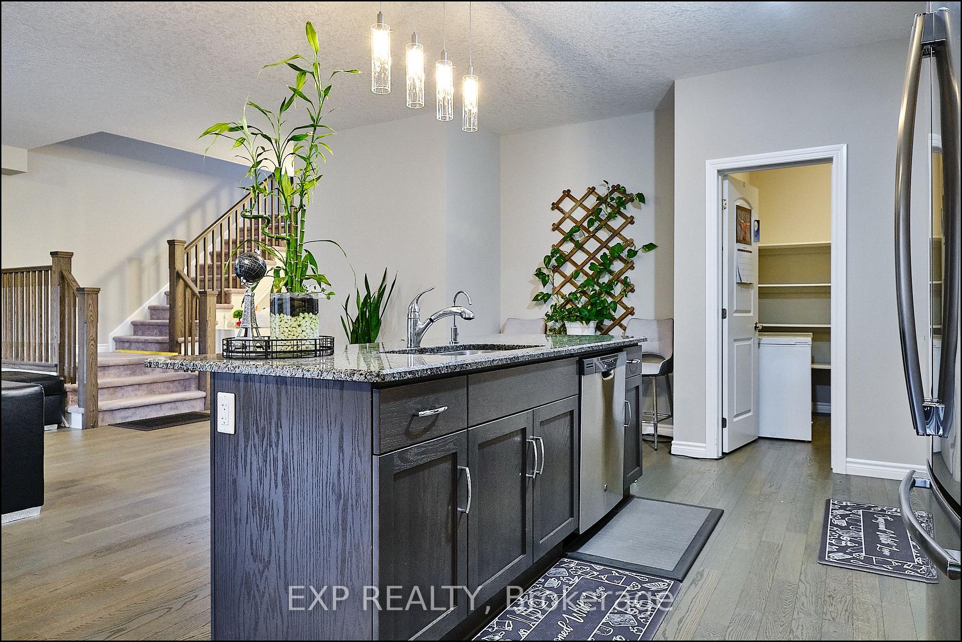 Photo 4 of Unit Main, 967 Wright Drive, Midland — HOMEH