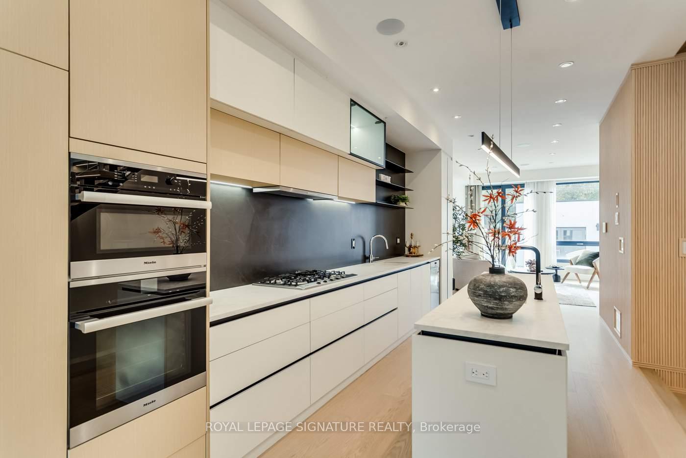 Photo 58 of 511 Woburn Avenue, Toronto, Bedford Park-Nortown — HOMEH
