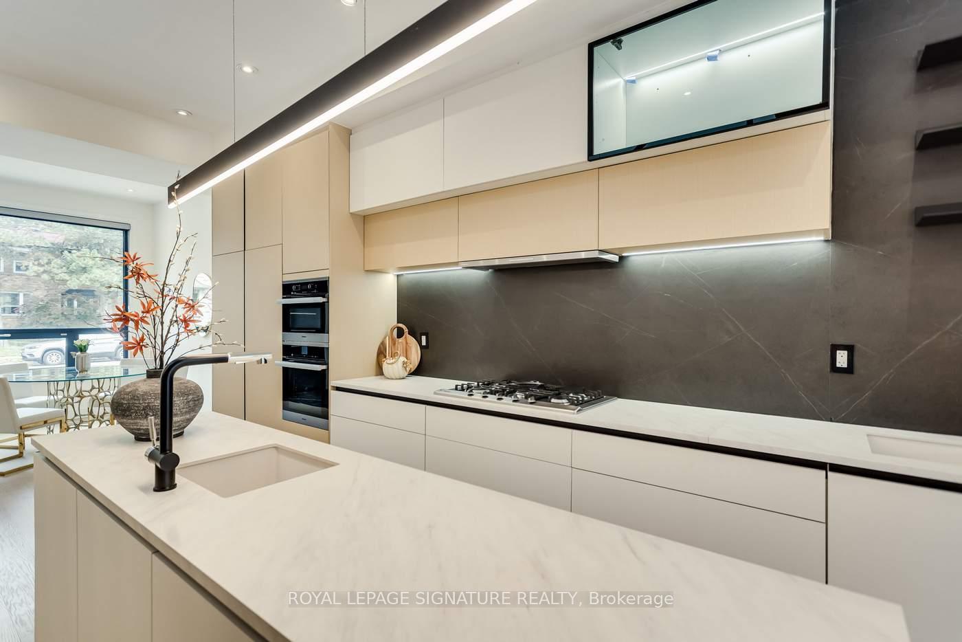 Photo 61 of 511 Woburn Avenue, Toronto, Bedford Park-Nortown — HOMEH