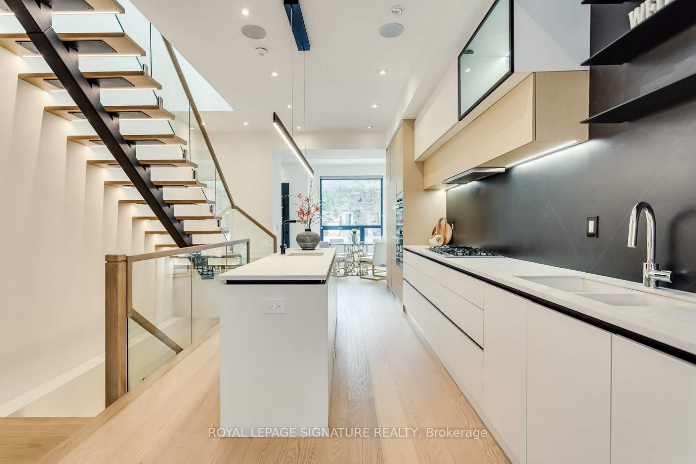 Photo 64 of 511 Woburn Avenue, Toronto, Bedford Park-Nortown — HOMEH