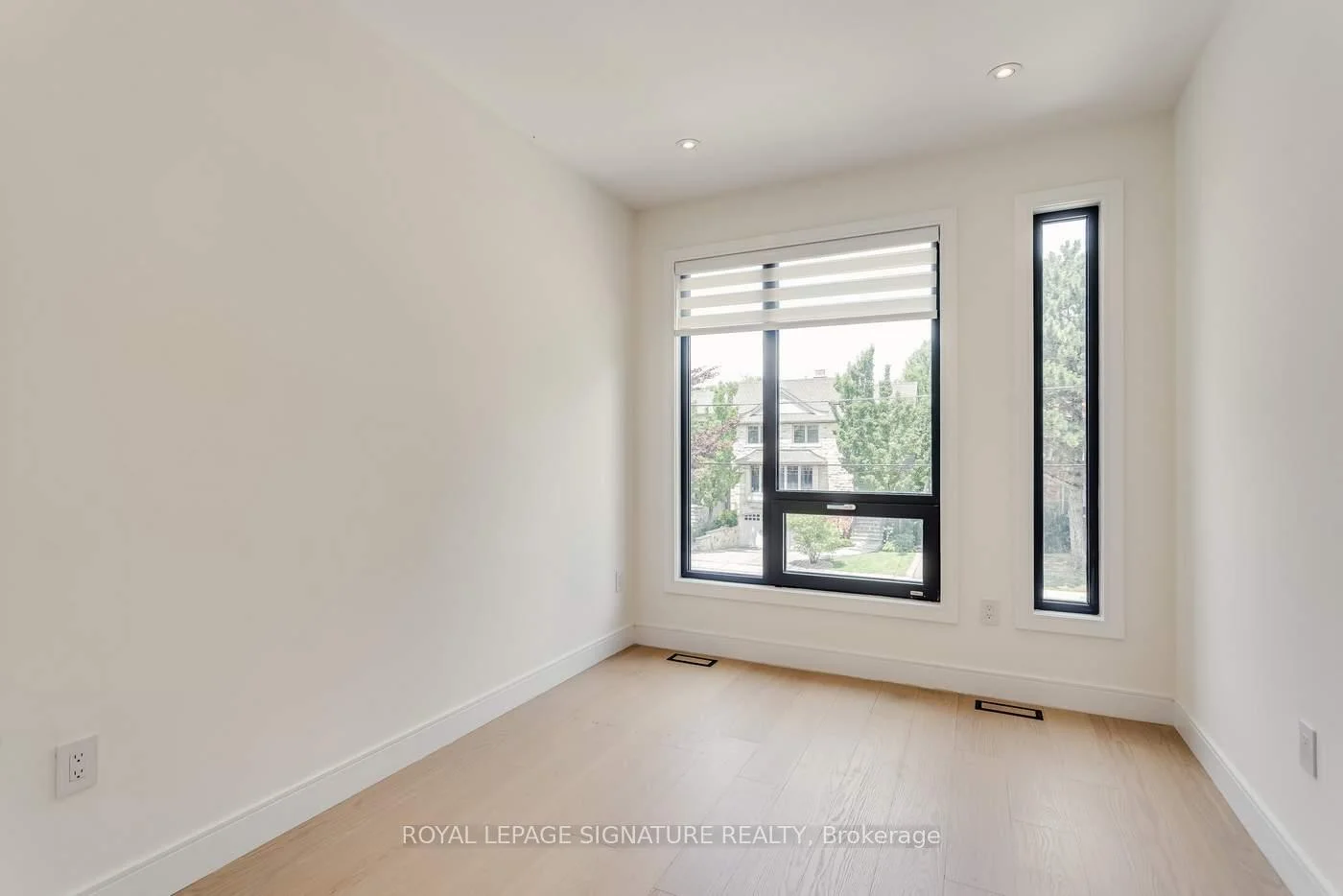Photo 29 of 511 Woburn Avenue, Toronto, Bedford Park-Nortown — HOMEH