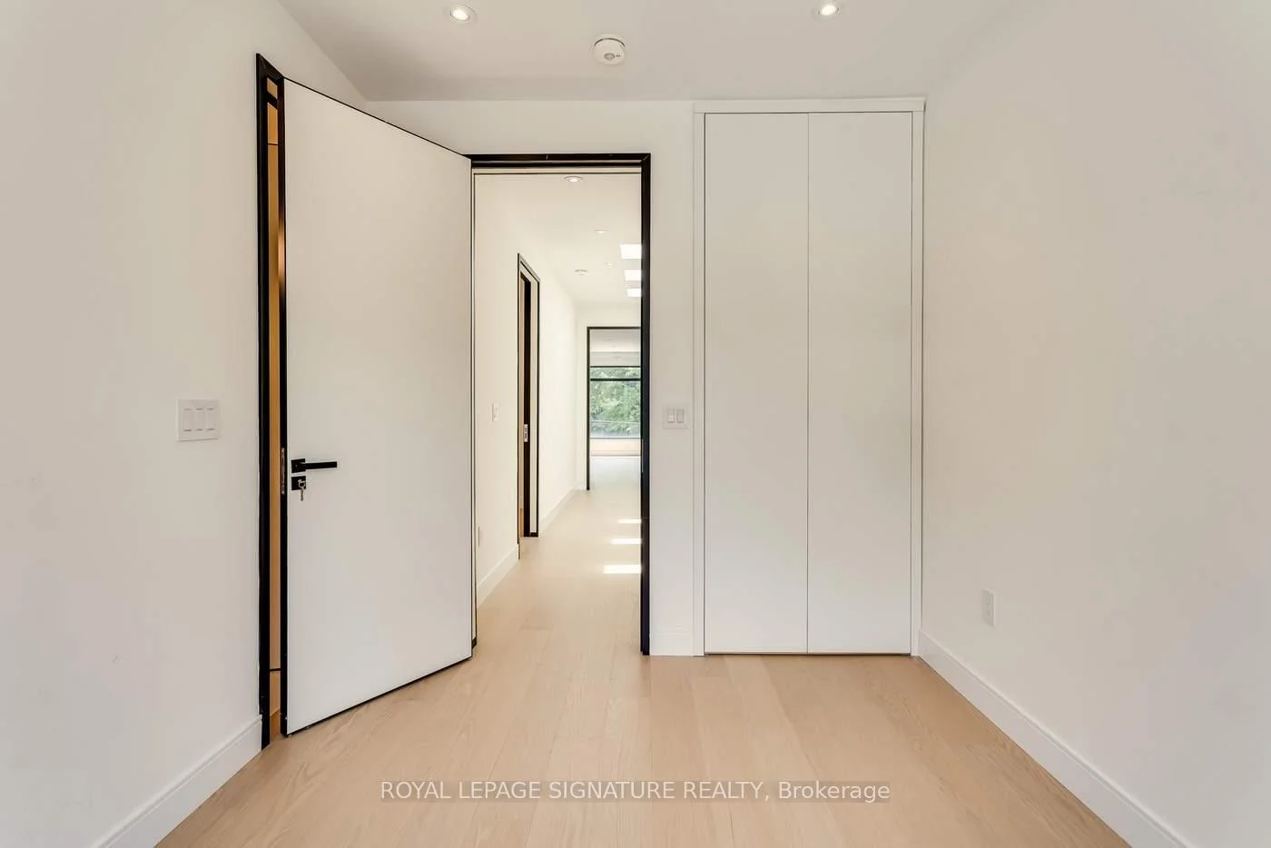 Photo 30 of 511 Woburn Avenue, Toronto, Bedford Park-Nortown — HOMEH