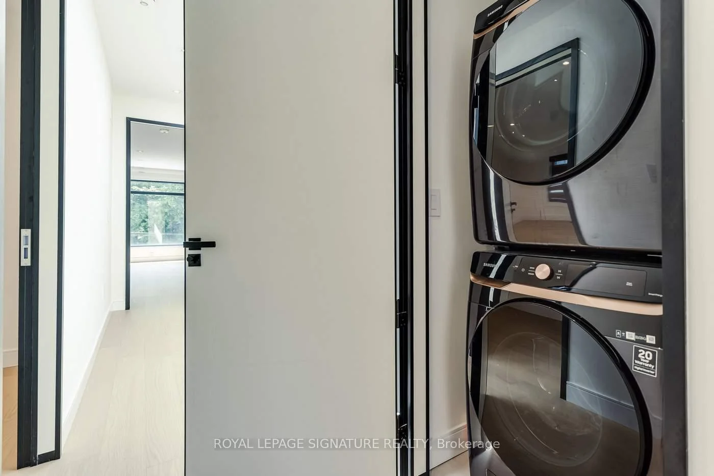 Photo 32 of 511 Woburn Avenue, Toronto, Bedford Park-Nortown — HOMEH