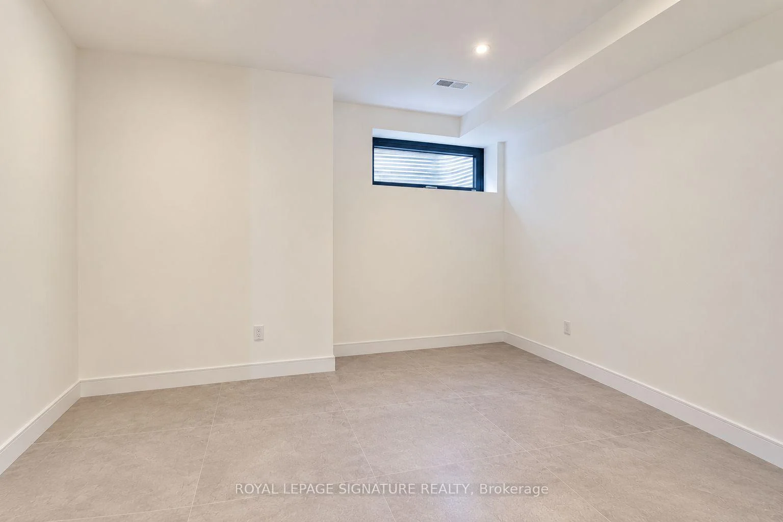 Photo 38 of 511 Woburn Avenue, Toronto, Bedford Park-Nortown — HOMEH