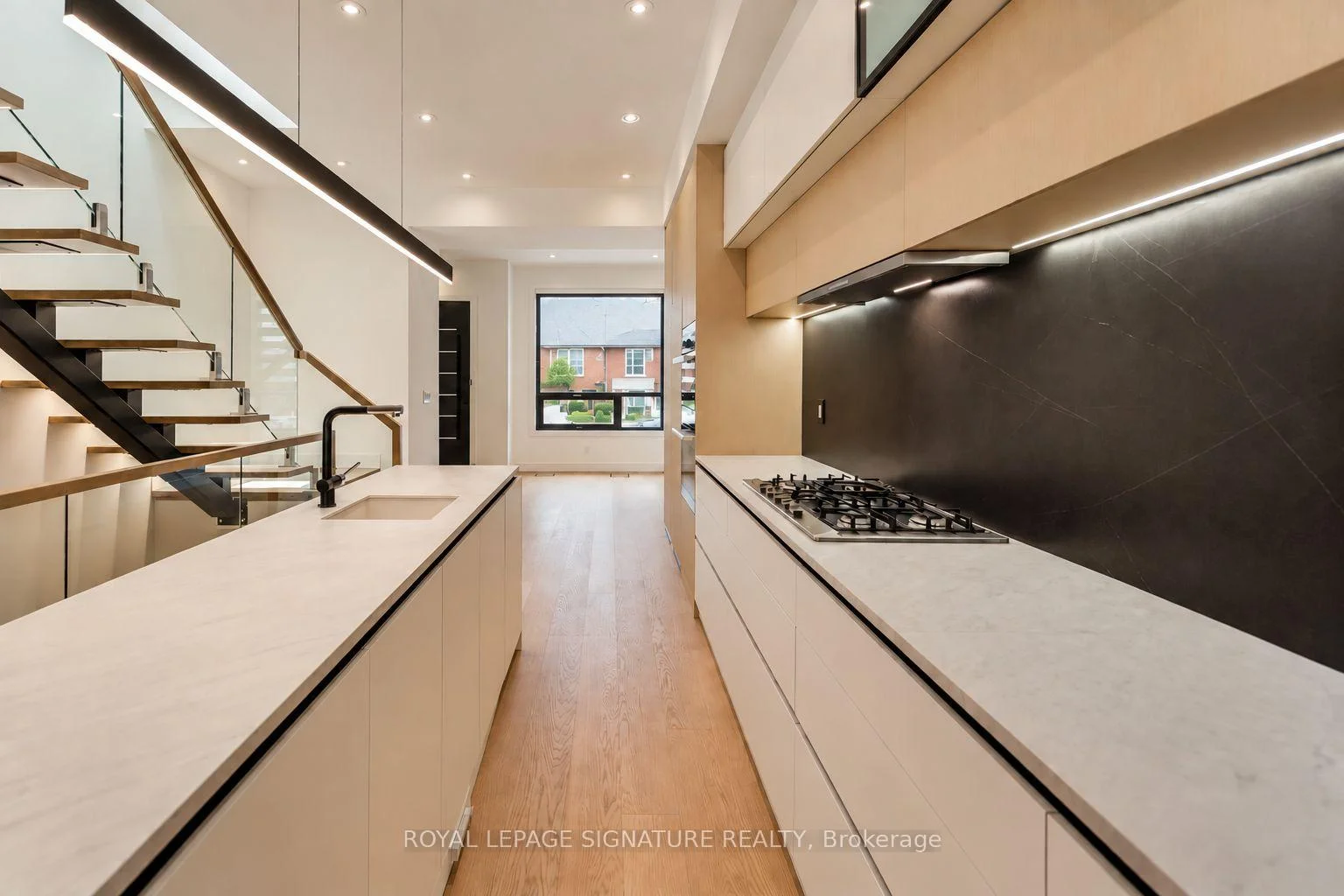 Photo 56 of 511 Woburn Avenue, Toronto, Bedford Park-Nortown — HOMEH