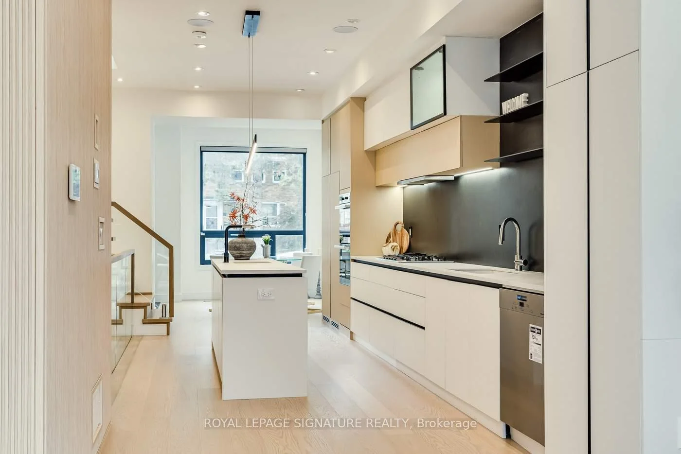 Photo 65 of 511 Woburn Avenue, Toronto, Bedford Park-Nortown — HOMEH
