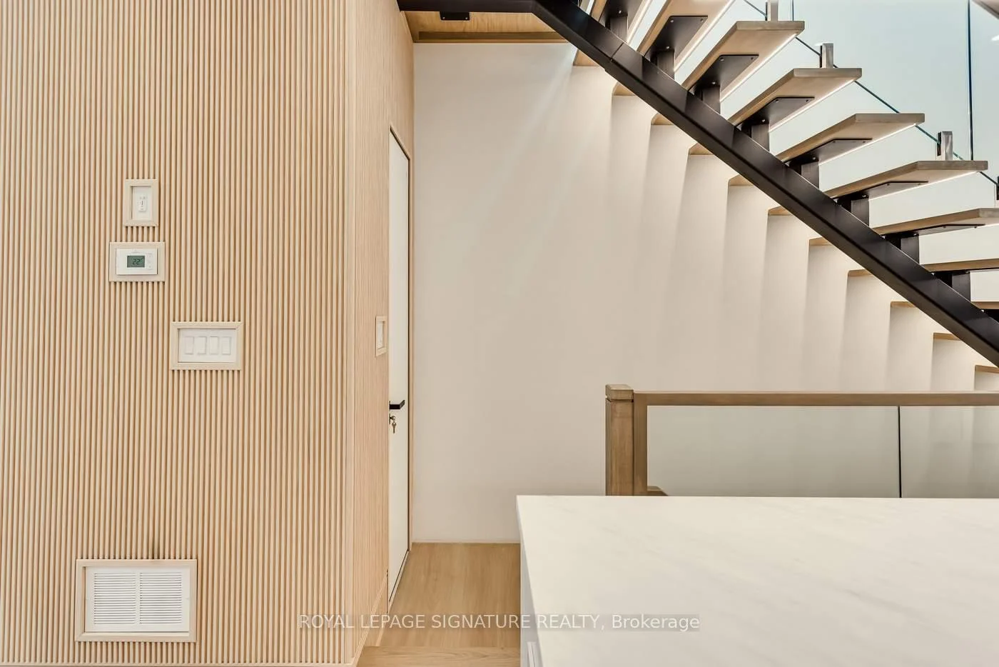 Photo 73 of 511 Woburn Avenue, Toronto, Bedford Park-Nortown — HOMEH