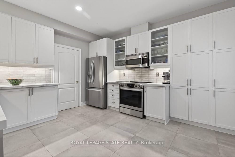 Photo 17 of Unit 101, 100 Beddoe Drive, Hamilton, Chedoke Park — HOMEH