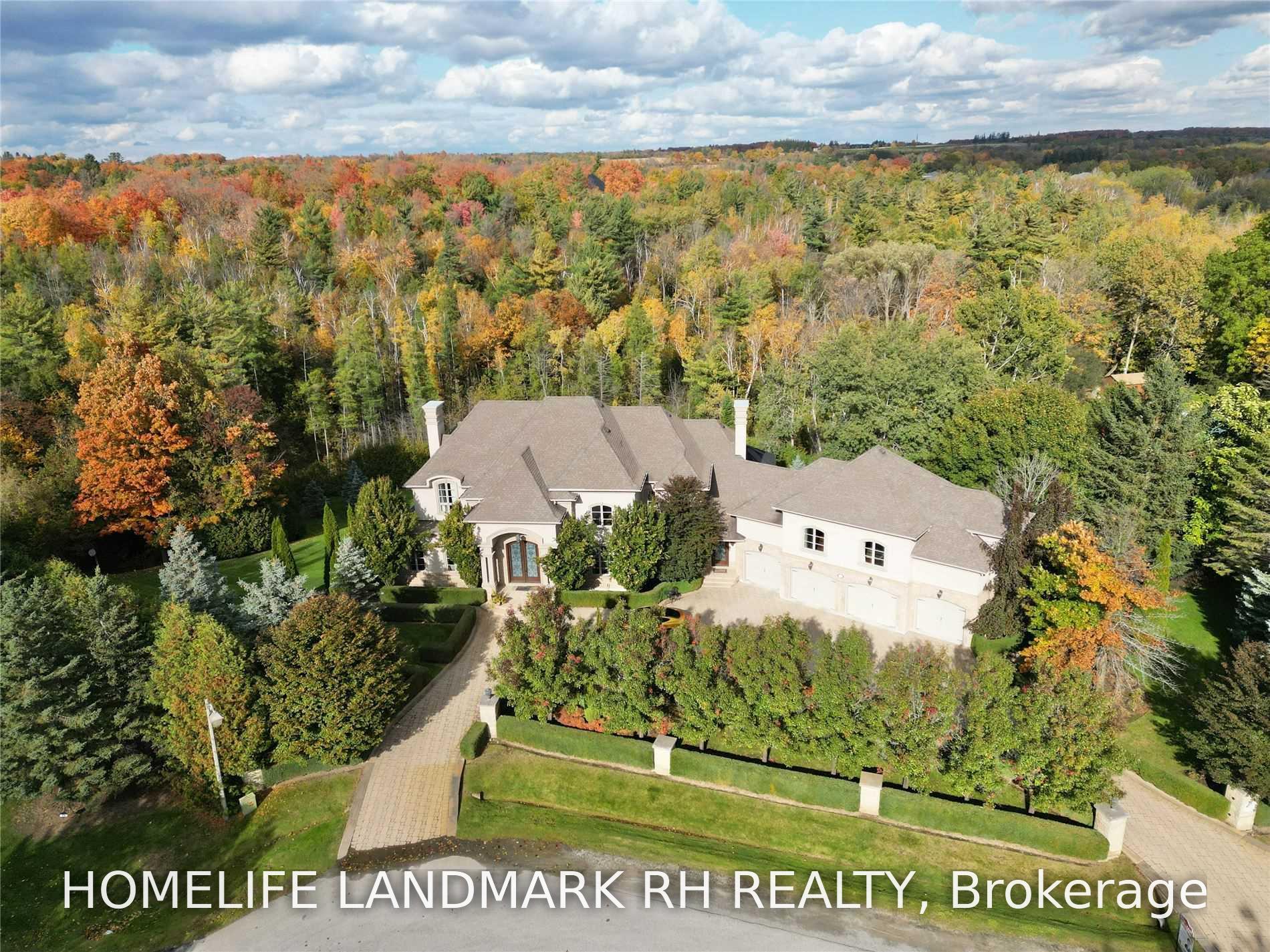 Photo 4 of 69 Sherrick Drive, Whitchurch-Stouffville, Rural Whitchurch-Stouffville — HOMEH